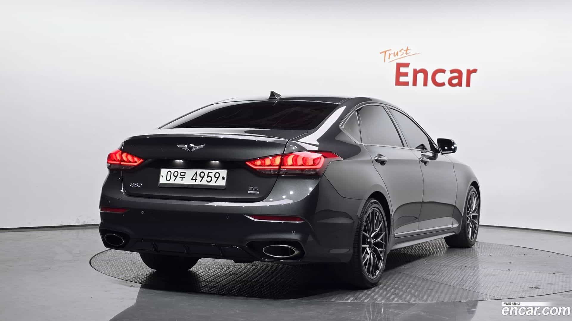 G80 Genesis 2018.11-OUTER-002