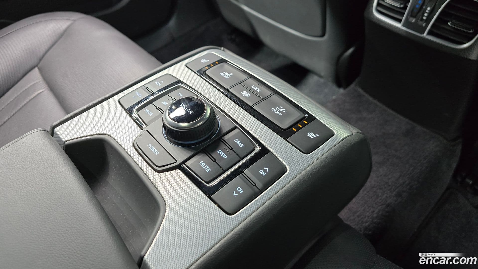 Main__Slider__Photo:G80 Genesis 2018.11-17