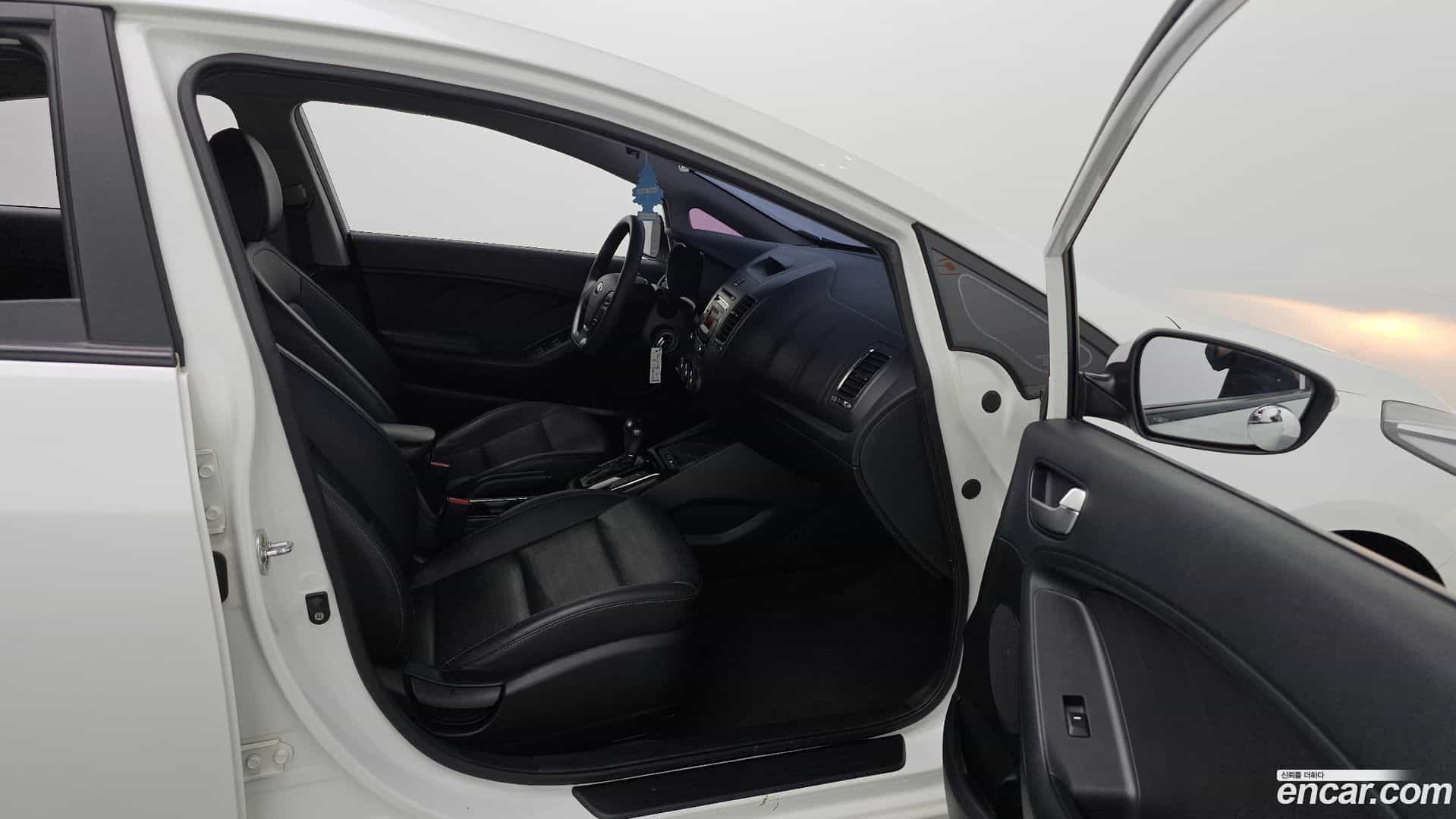 K3 Kia 2016.0-OPTION-022