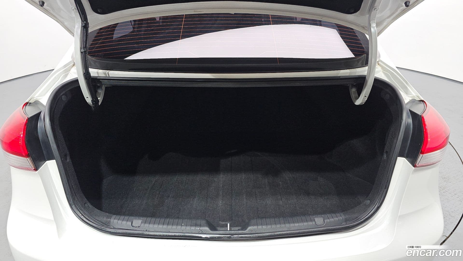 Main__Slider__Photo:K3 Kia 2016.0-19