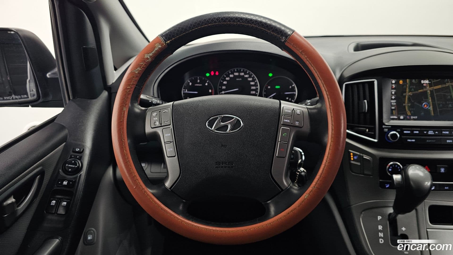 Main__Slider__Photo:Starex Hyundai 2017.3-12