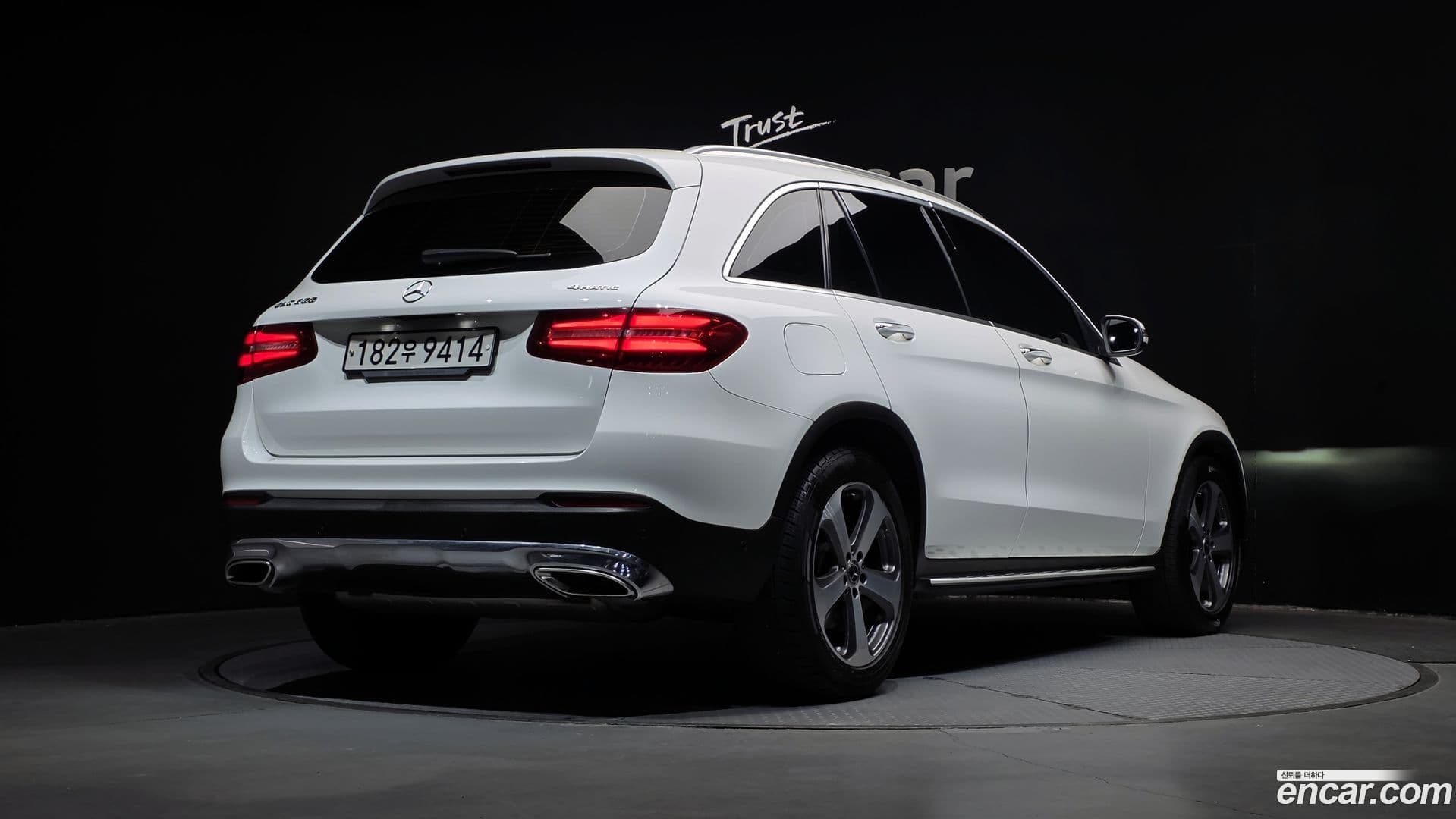 Main__Slider__Photo:GLC-Class Mercedes-Benz 2019.10-1