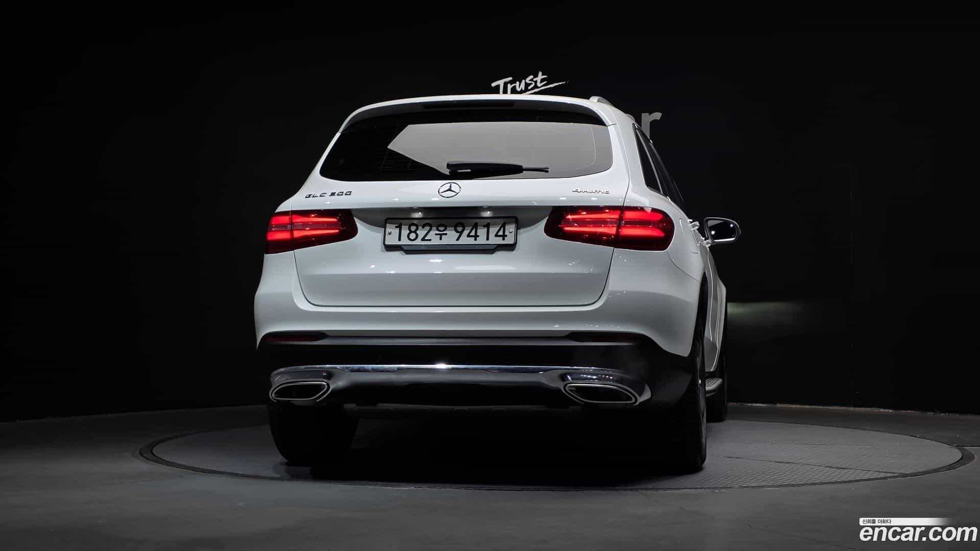 GLC-Class Mercedes-Benz 2019.10-OUTER-004