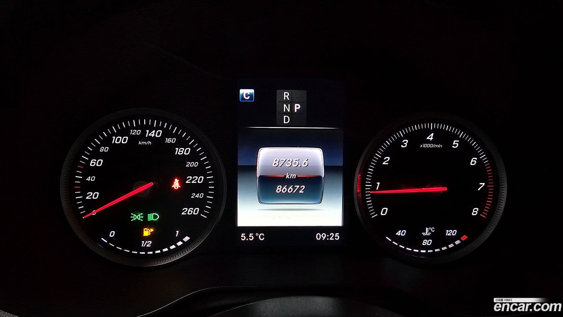 Main__Slider__Photo:GLC-Class Mercedes-Benz 2019.10-7