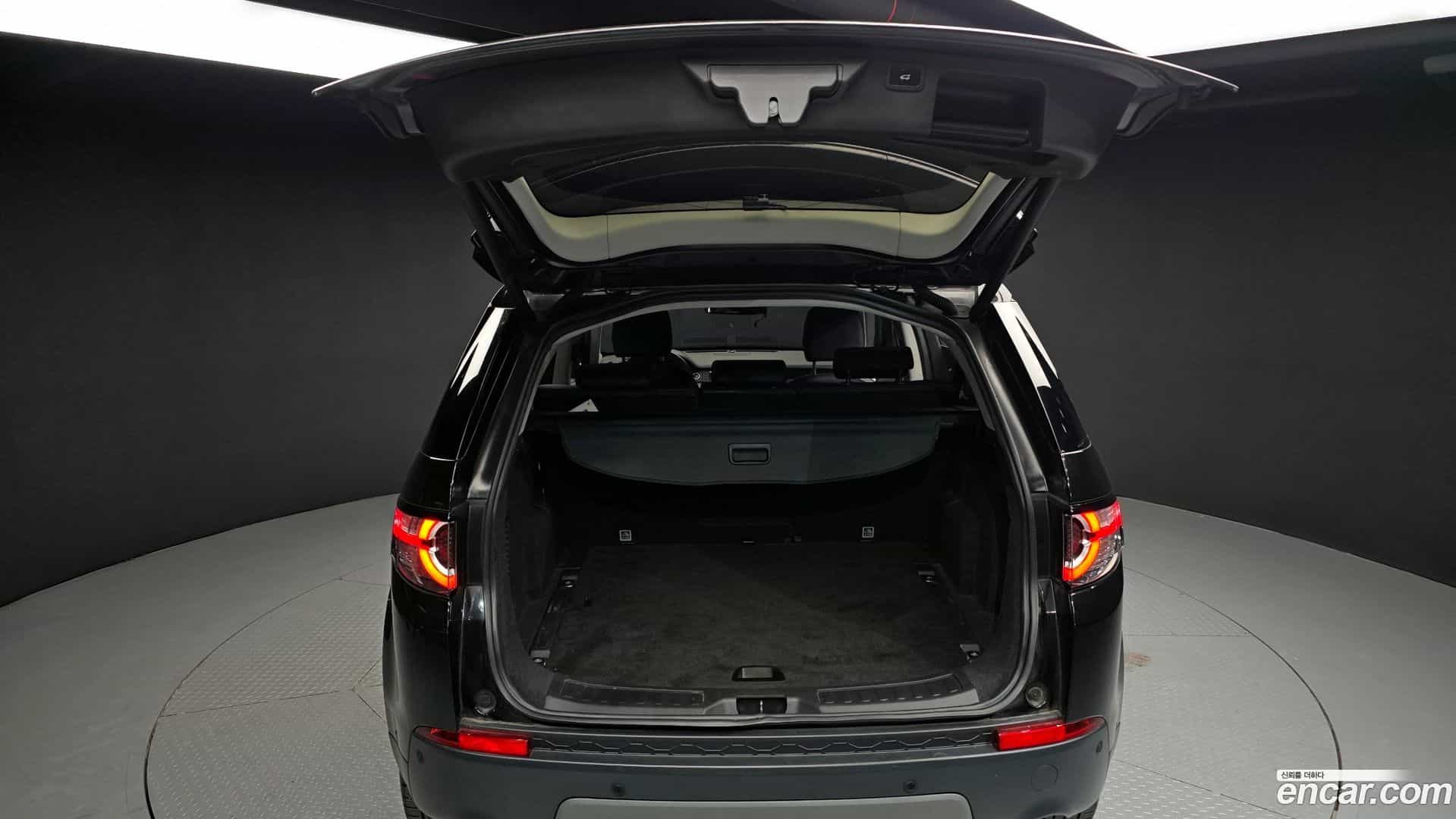 Discovery Sport Land Rover 2017.8-OPTION-024