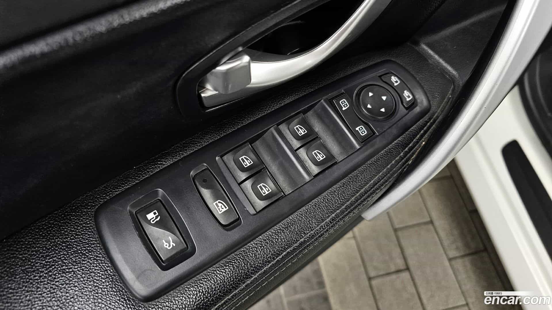 SM5 Renault-KoreaSamsung 2013.8-OPTION-023