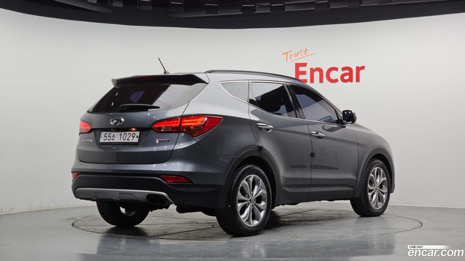 Main__Slider__Photo:Santafe Hyundai 2013.1-1