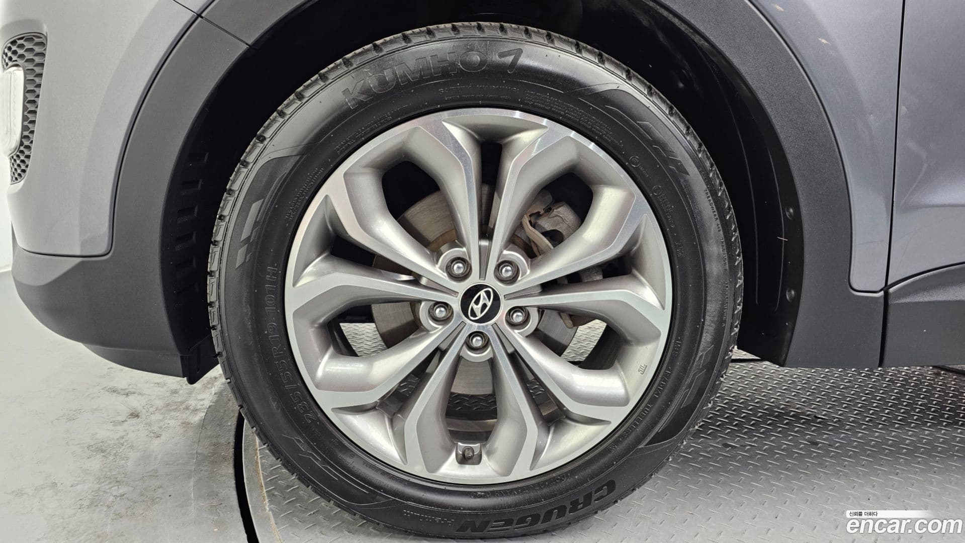 Main__Slider__Photo:Santafe Hyundai 2013.1-4