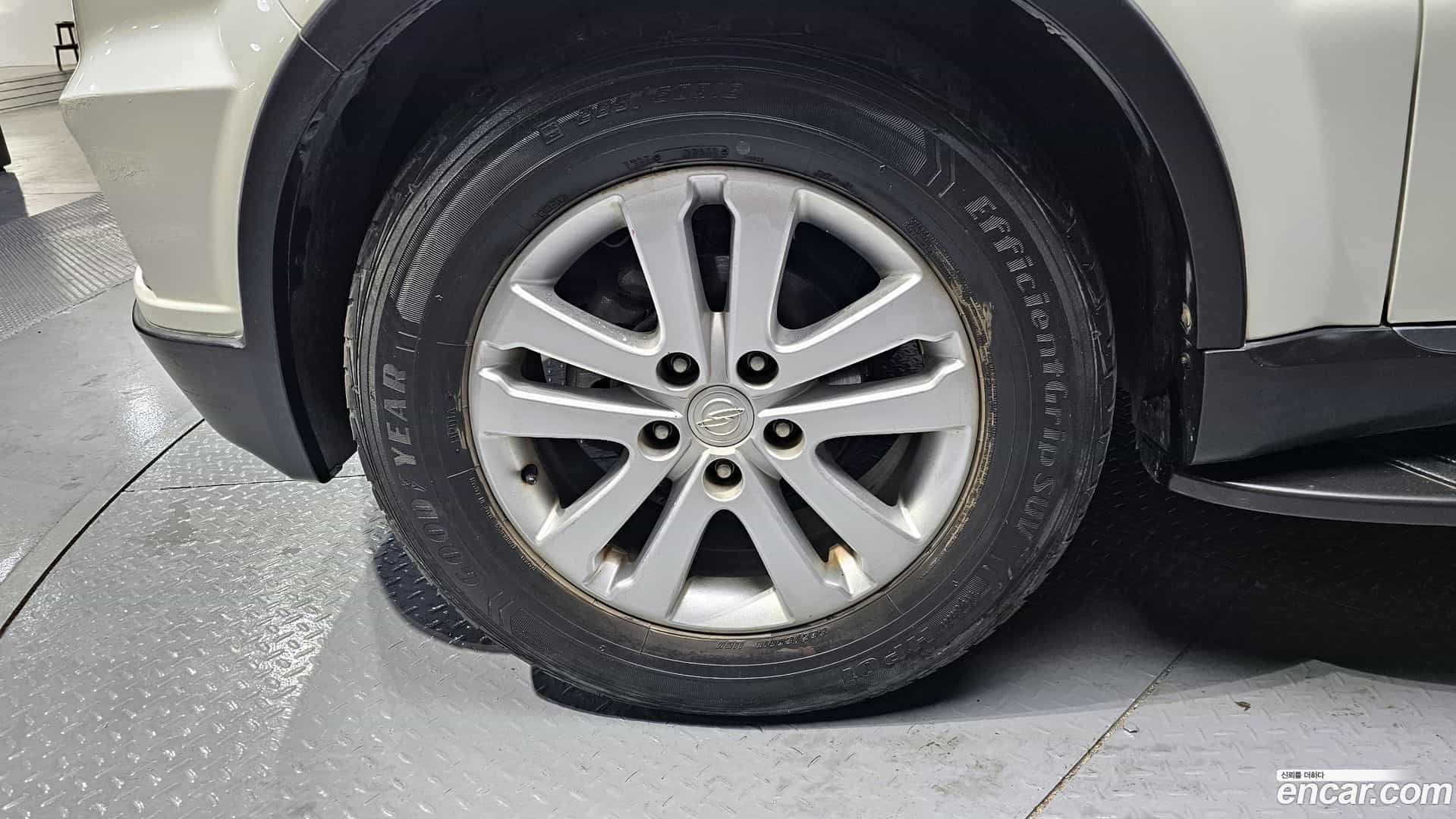 Rexton KG_Mobility_Ssangyong 2015.8-OUTER-005