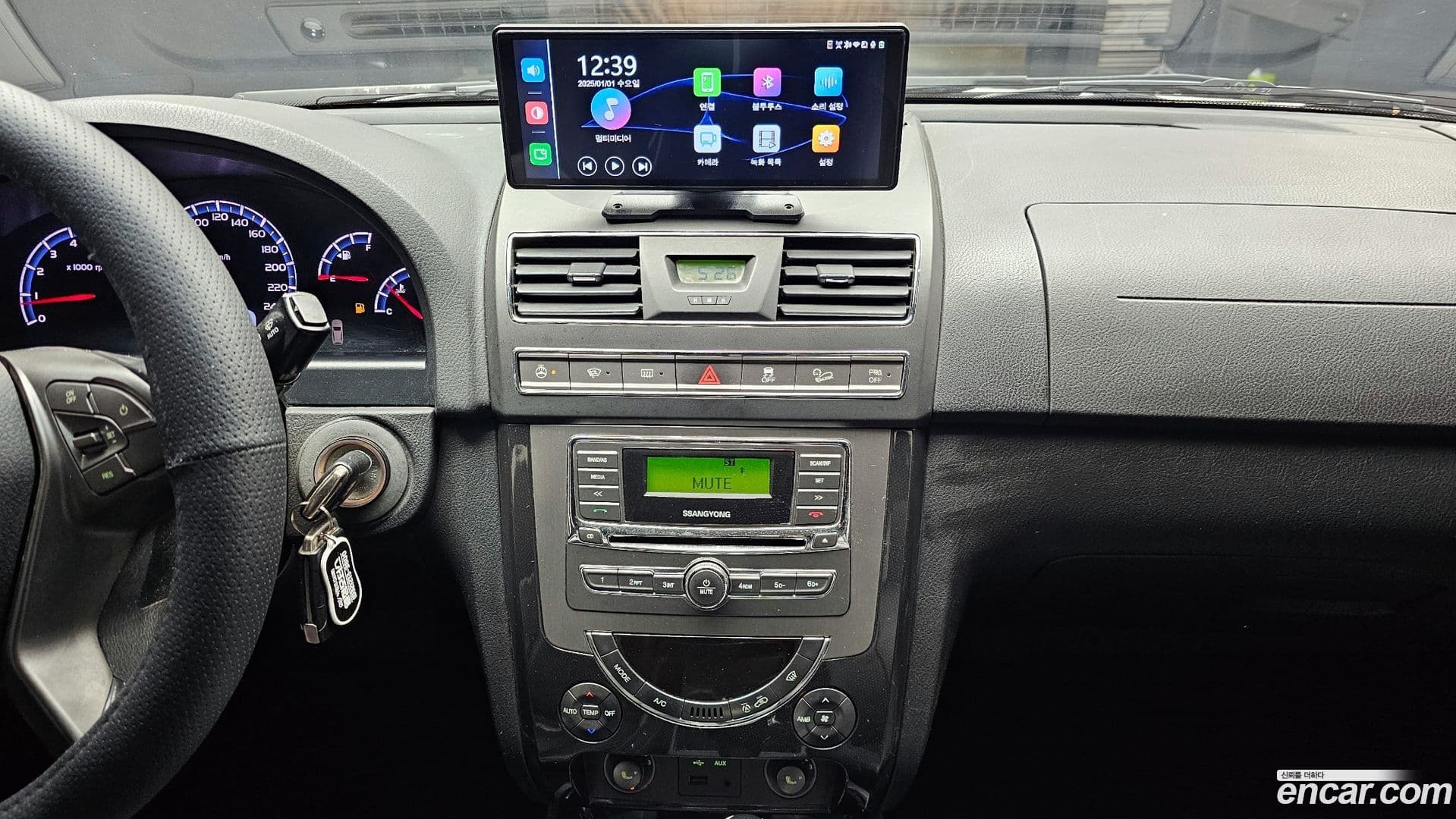 Main__Slider__Photo:Rexton KG_Mobility_Ssangyong 2015.8-13