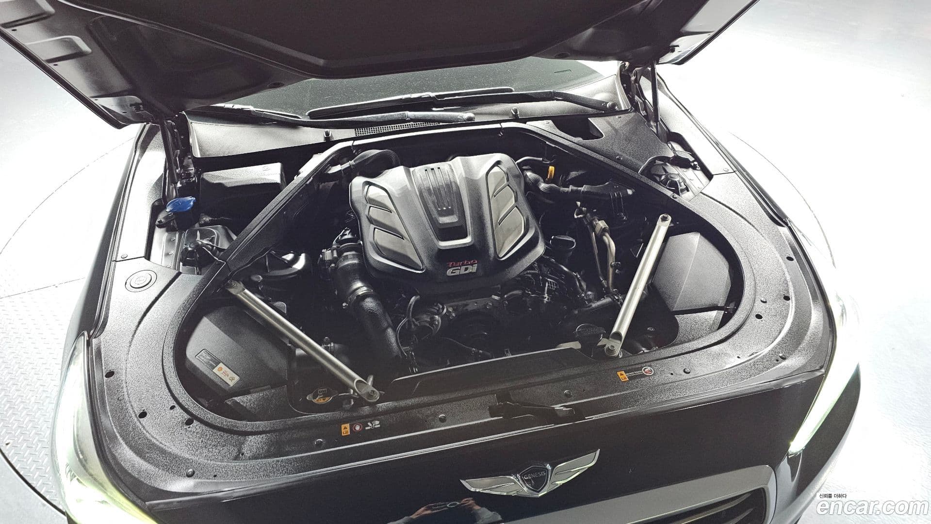 Main__Slider__Photo:EQ900 Genesis 2016.4-5