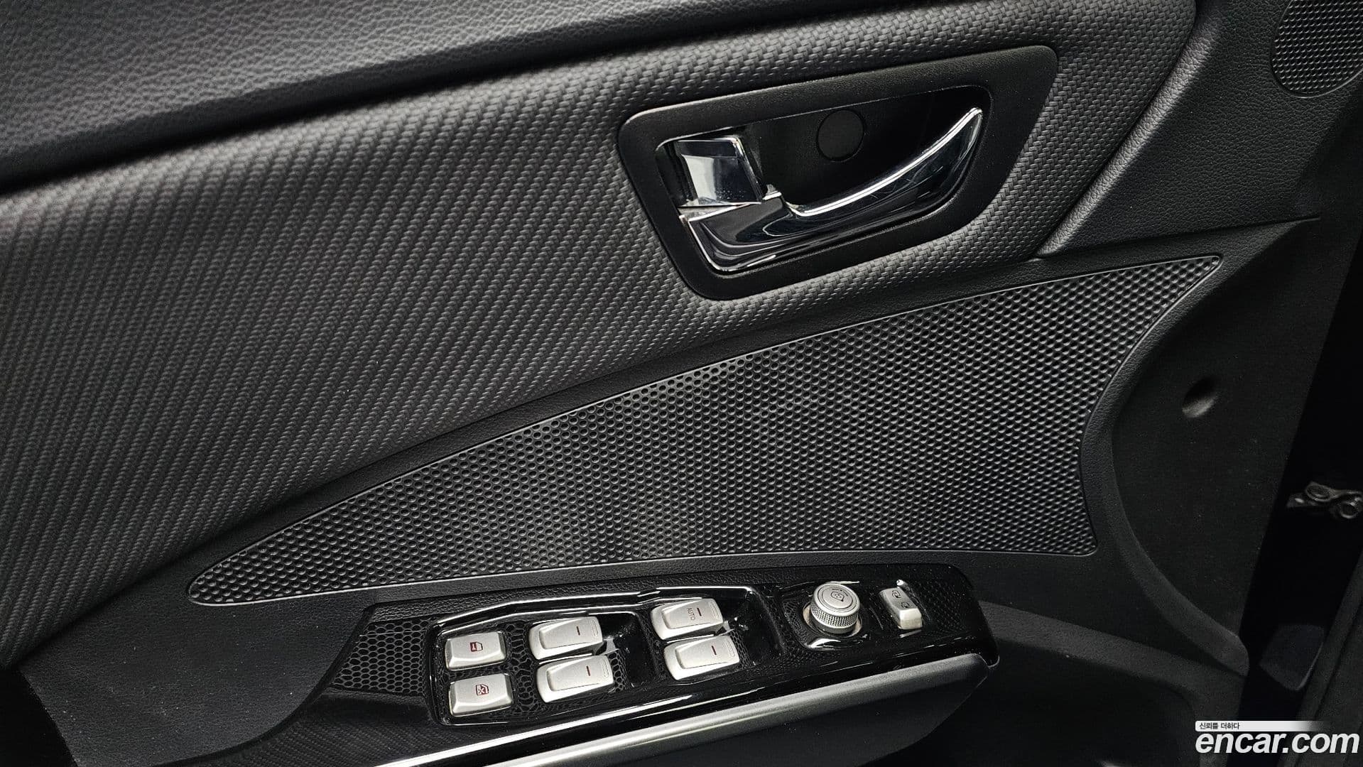 Main__Slider__Photo:TIBOLI KG_Mobility_Ssangyong 2016.8-15