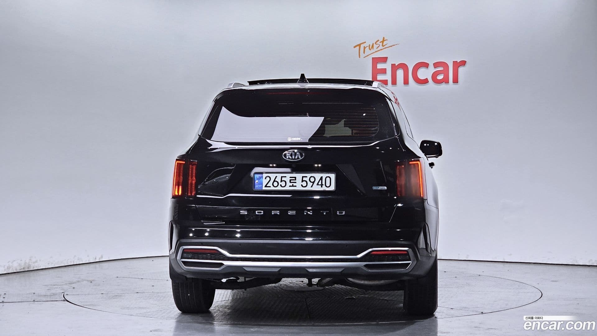 Main__Slider__Photo:Sorento Kia 2020.10-3