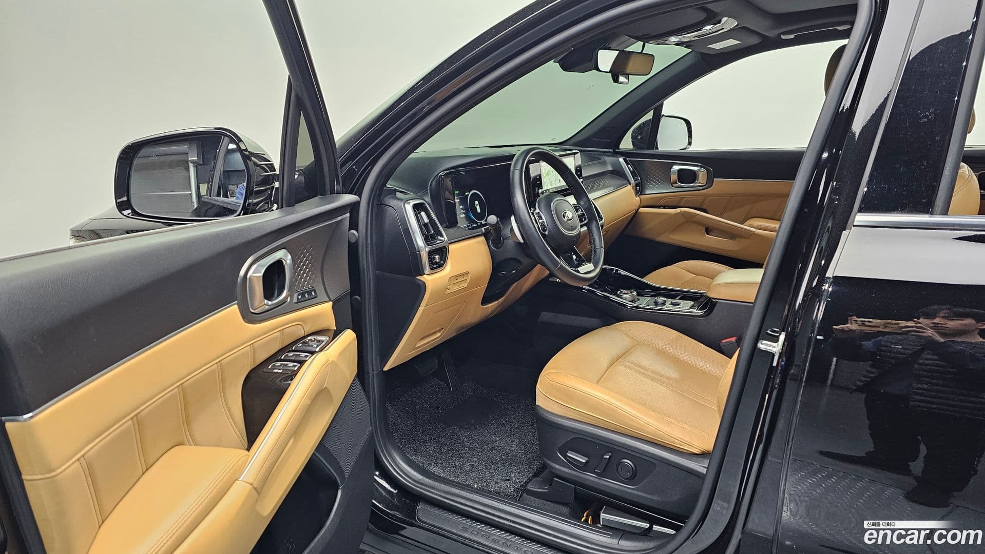 Main__Slider__Photo:Sorento Kia 2020.10-9