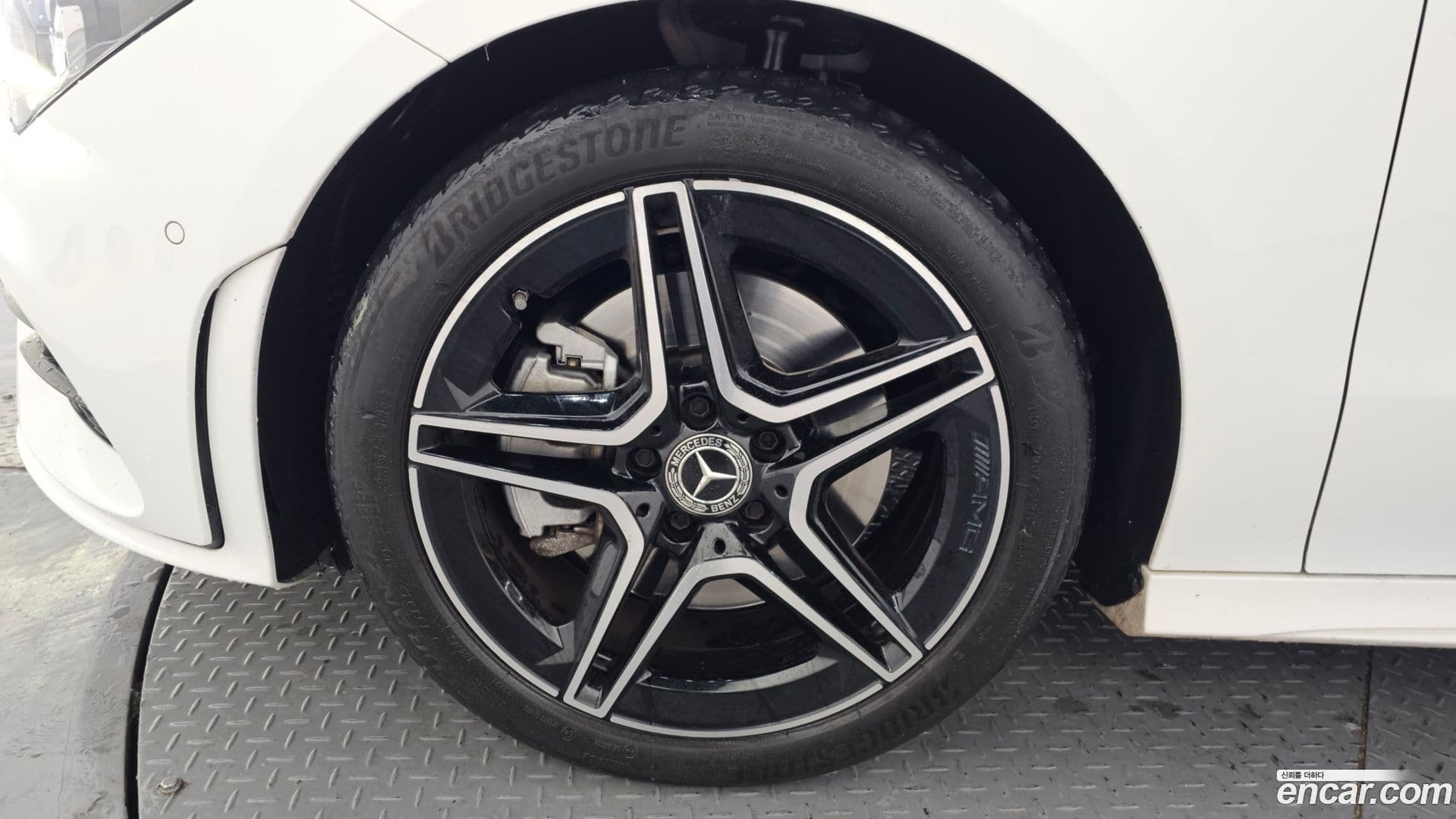 Main__Slider__Photo:CLA-Class Mercedes-Benz 2020.10-4