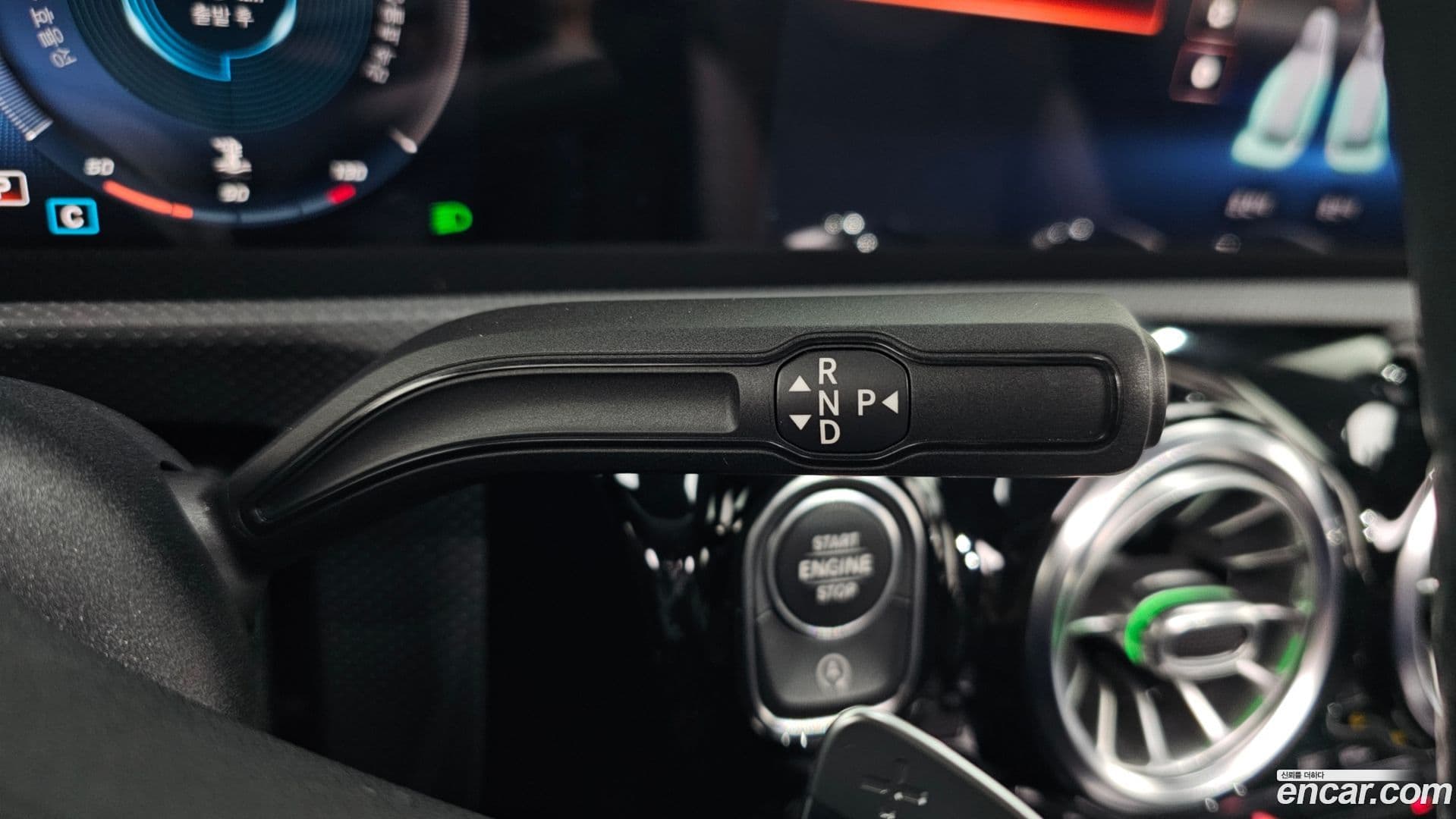 Main__Slider__Photo:CLA-Class Mercedes-Benz 2020.10-8