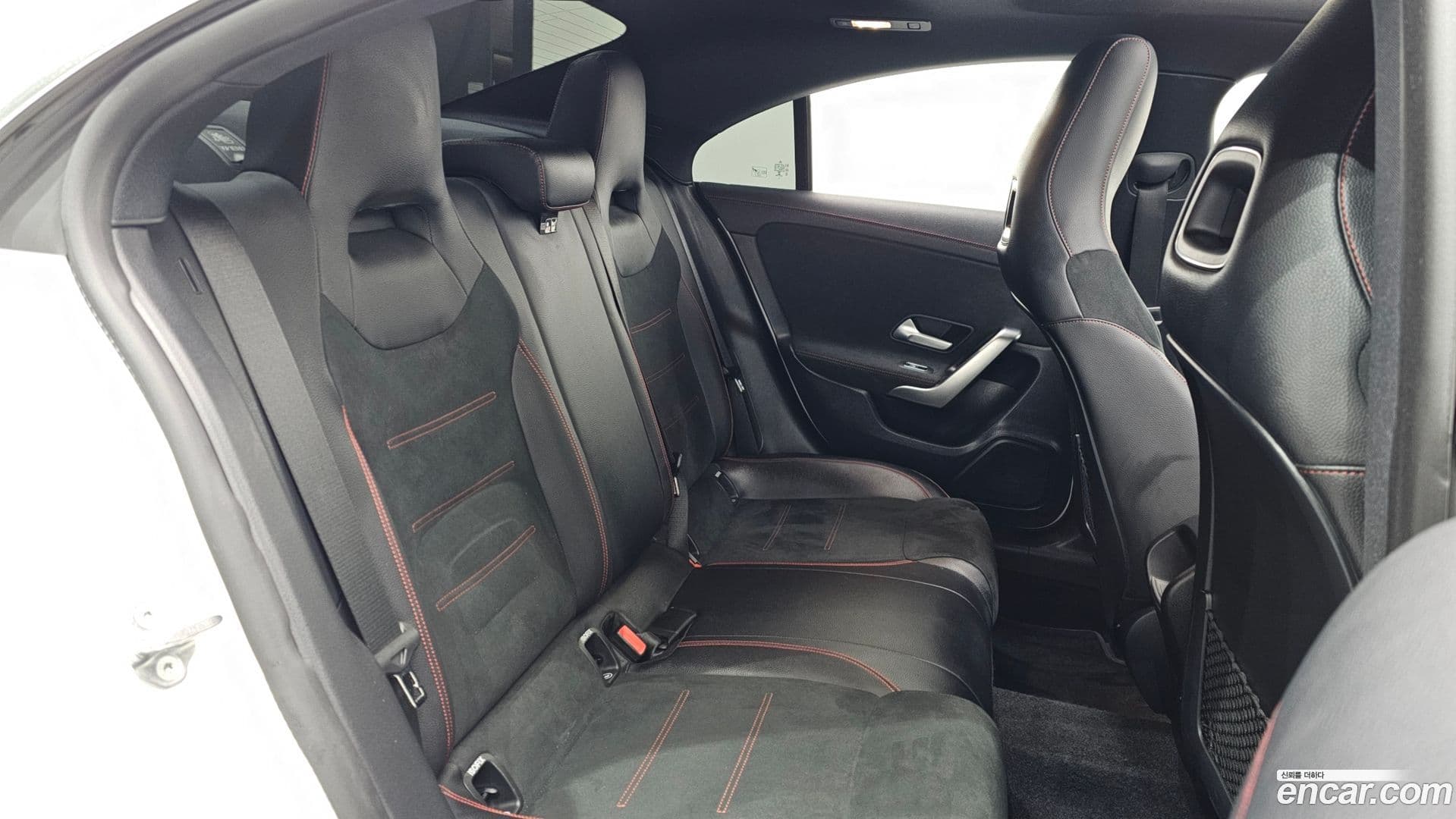 Main__Slider__Photo:CLA-Class Mercedes-Benz 2020.10-11