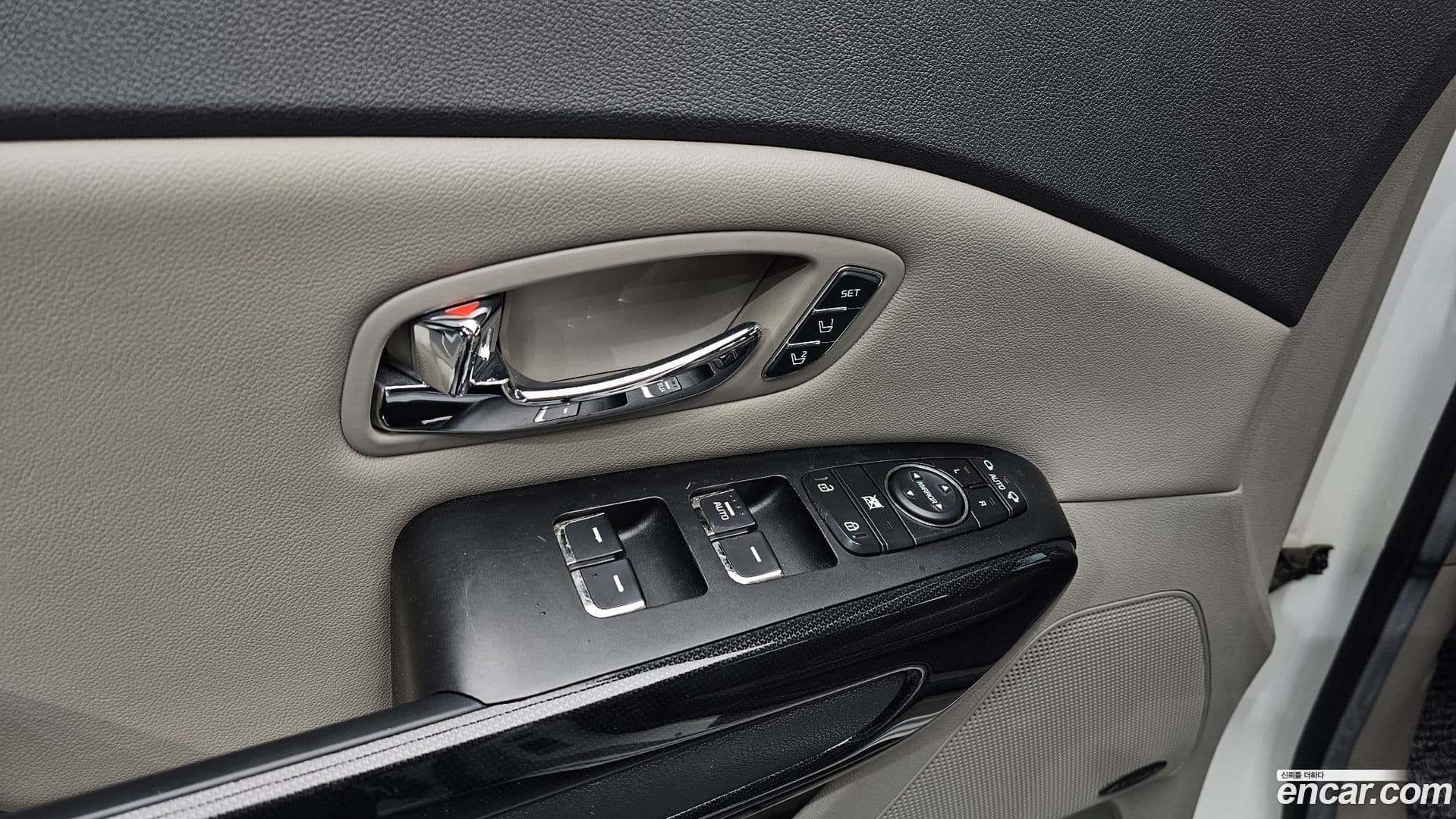 Main__Slider__Photo:Canival Kia 2015.8-15