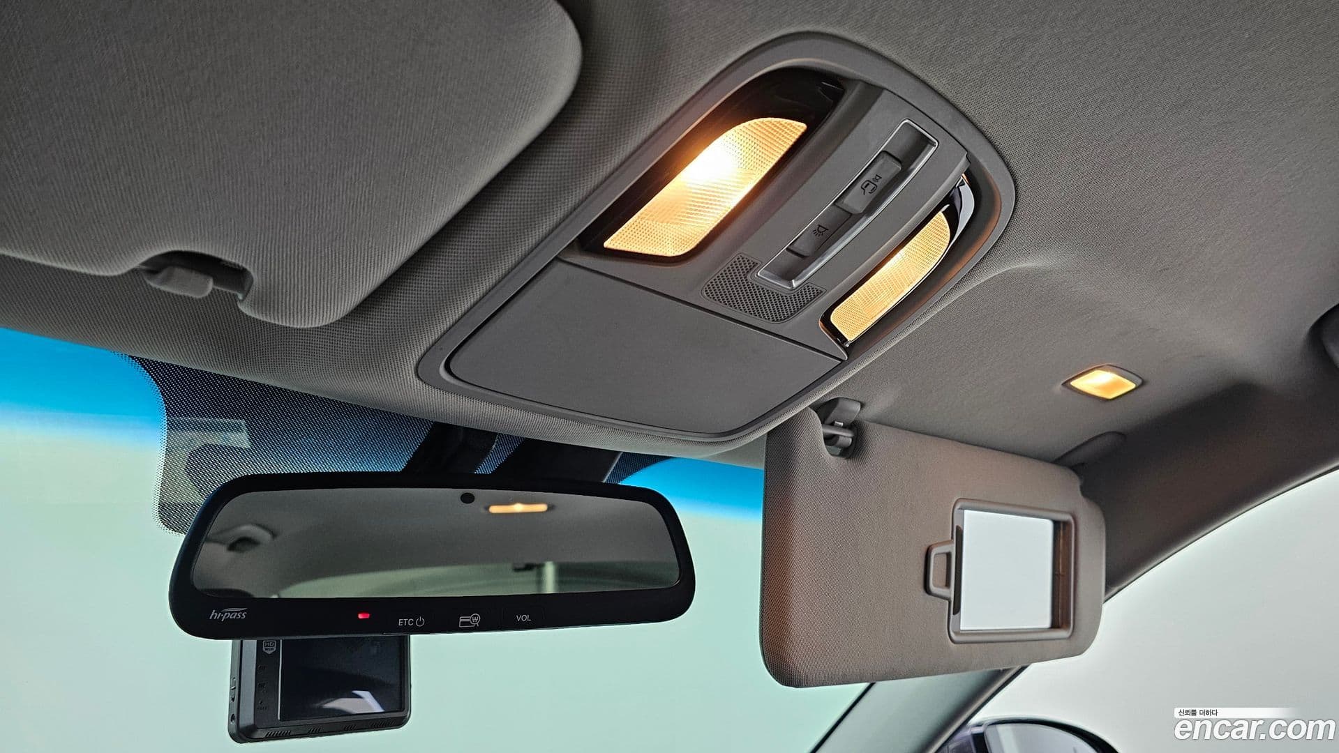 Main__Slider__Photo:K7 Kia 2017.4-17