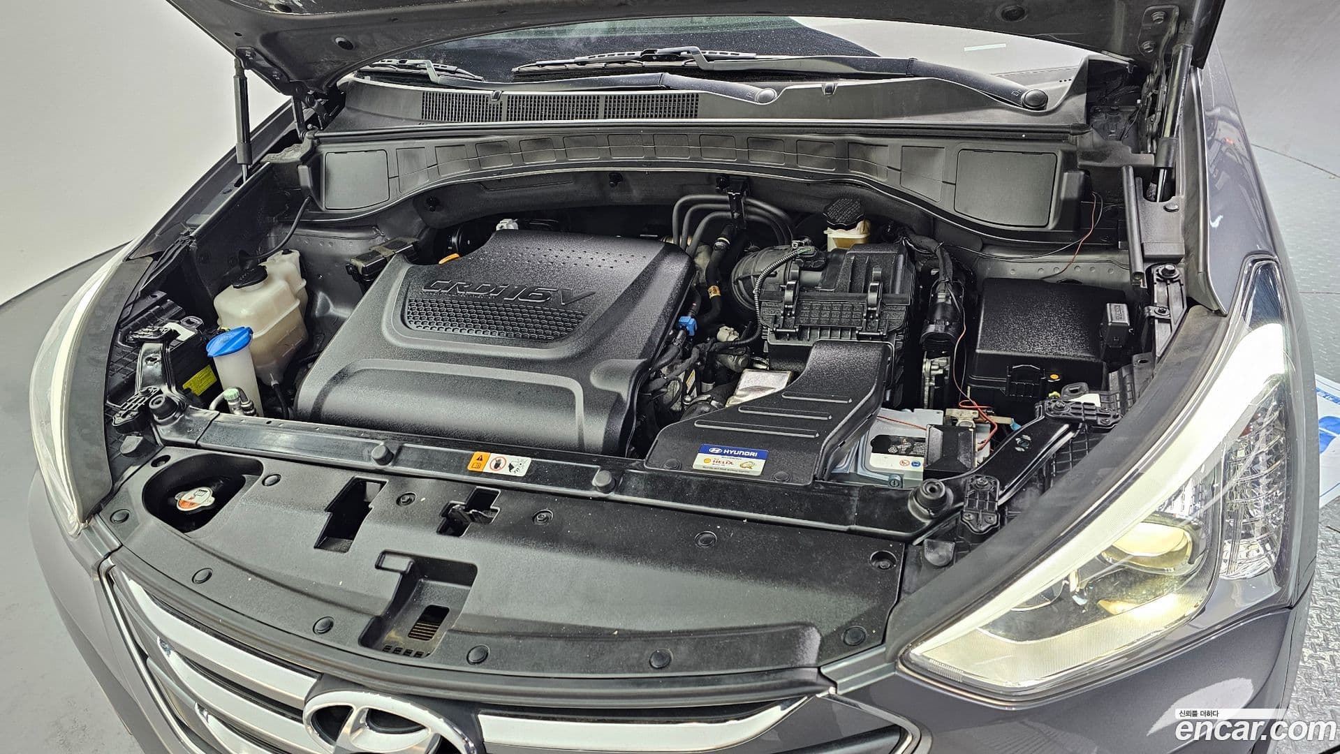 Main__Slider__Photo:Santafe Hyundai 2015.7-5