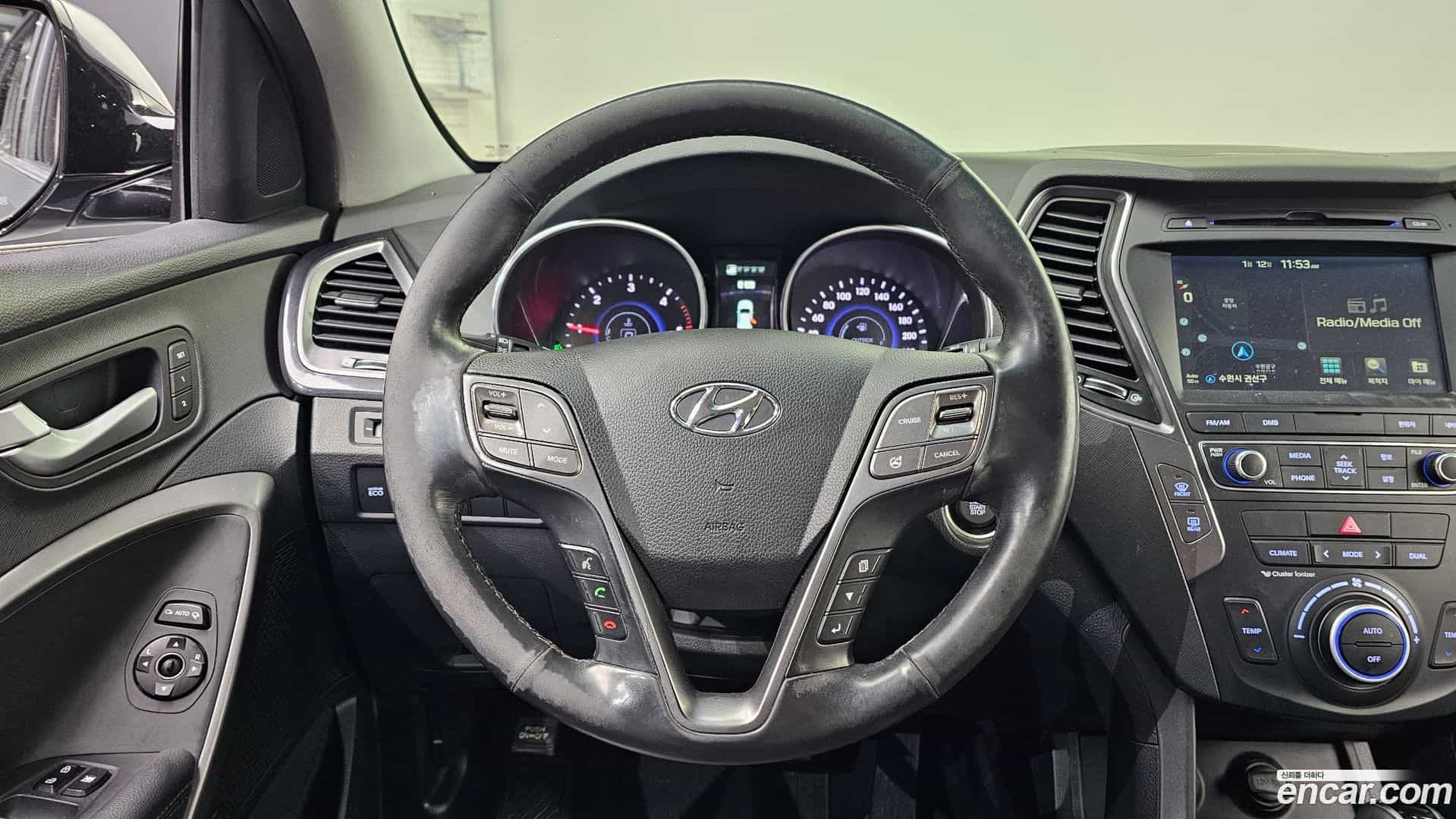 Santafe Hyundai 2015.7-OPTION-017