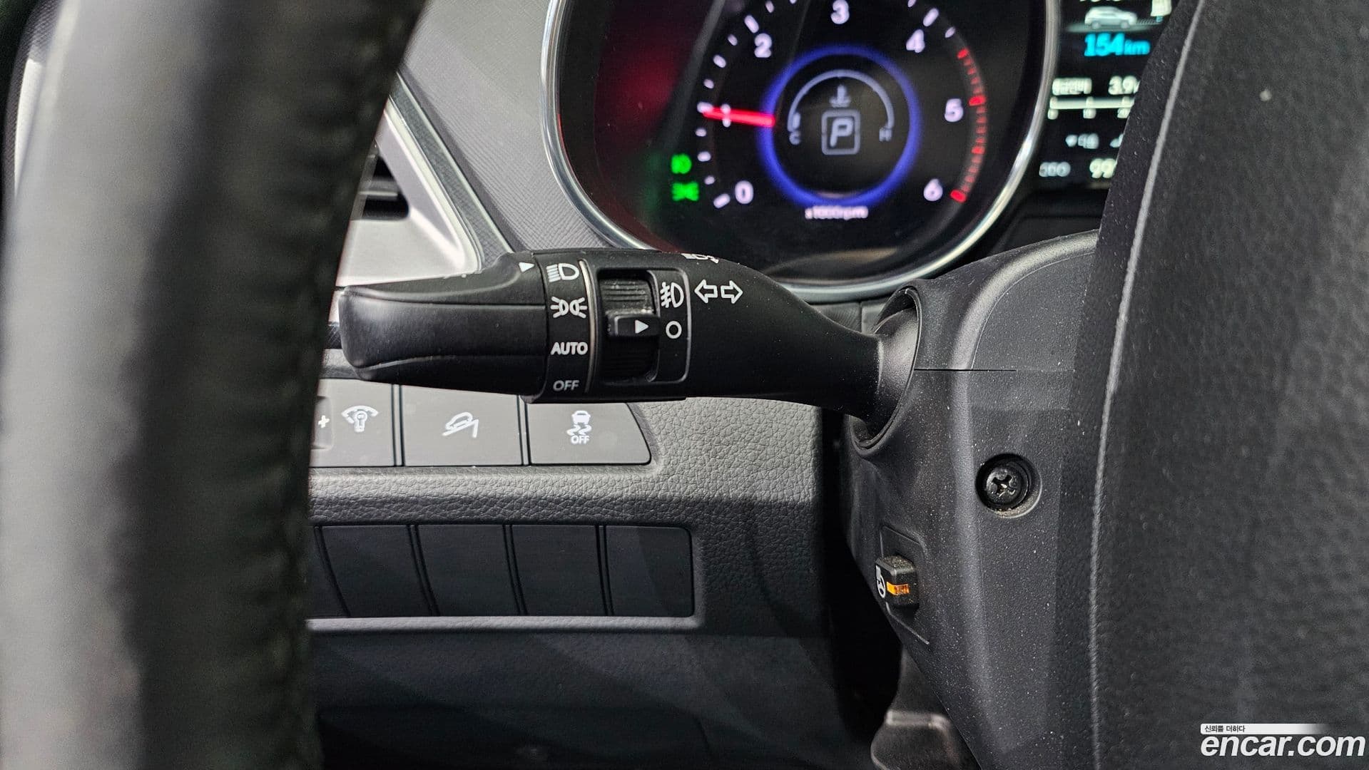 Main__Slider__Photo:Santafe Hyundai 2015.7-16