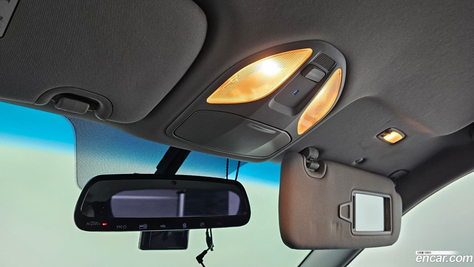 Main__Slider__Photo:Santafe Hyundai 2015.7-17