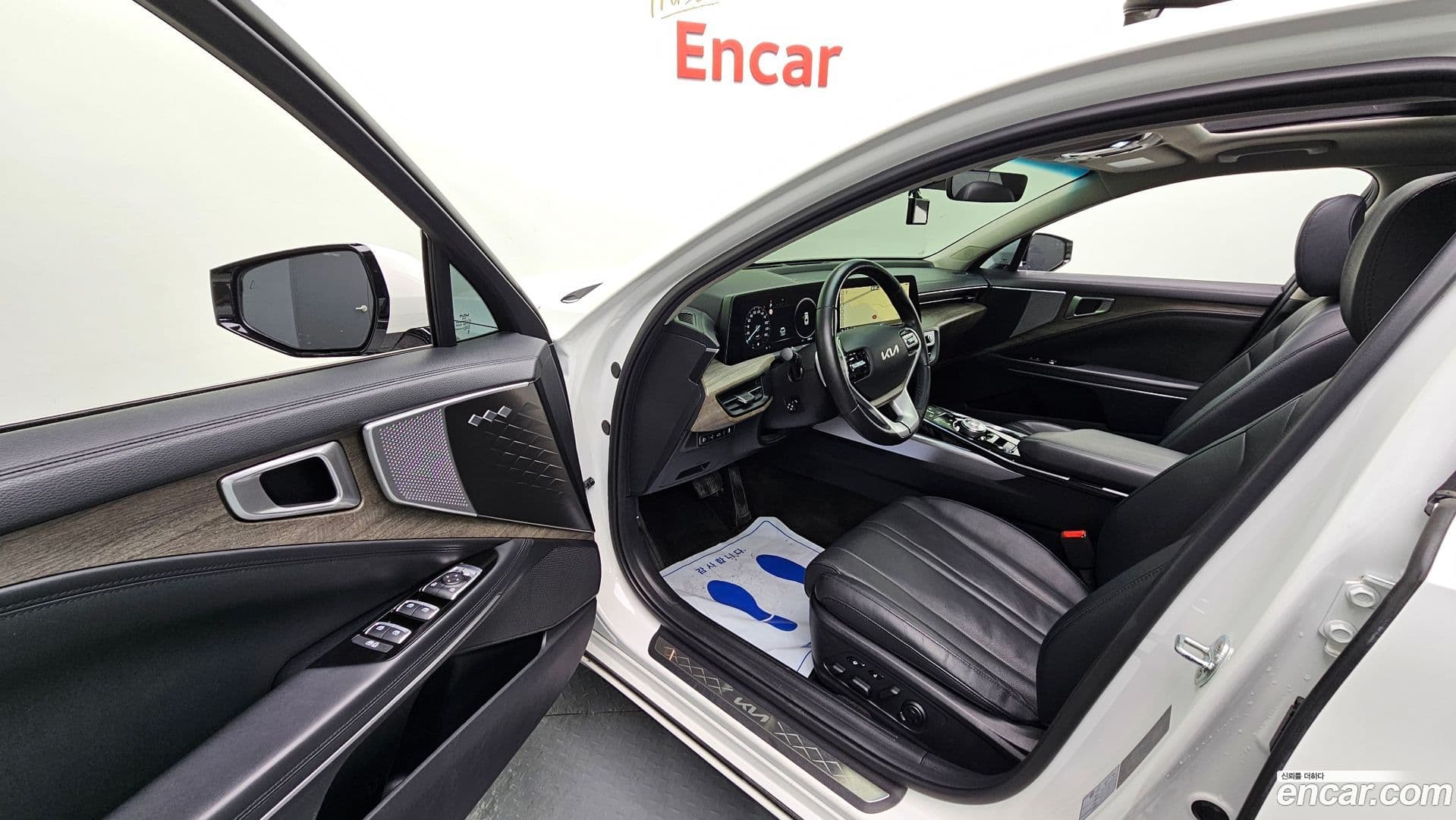 Main__Slider__Photo:K8 Kia 2022.7-9