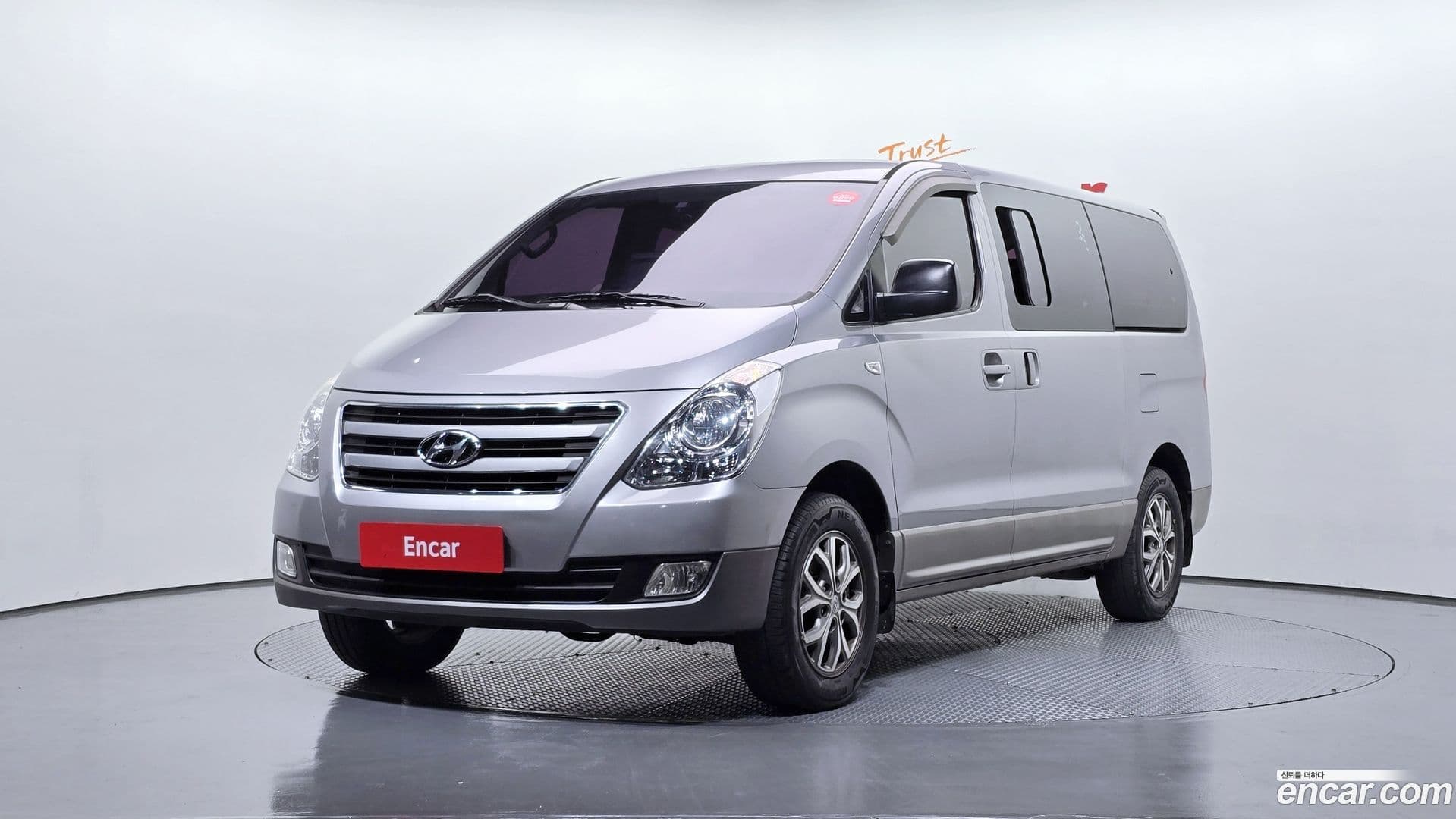 Main__Slider__Photo:Starex Hyundai 2016.5-0