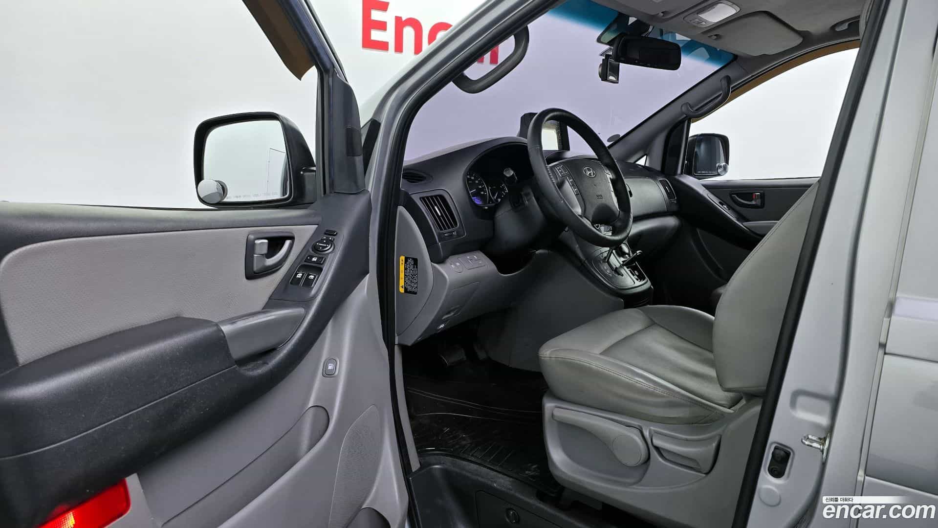 Starex Hyundai 2016.5-OPTION-015