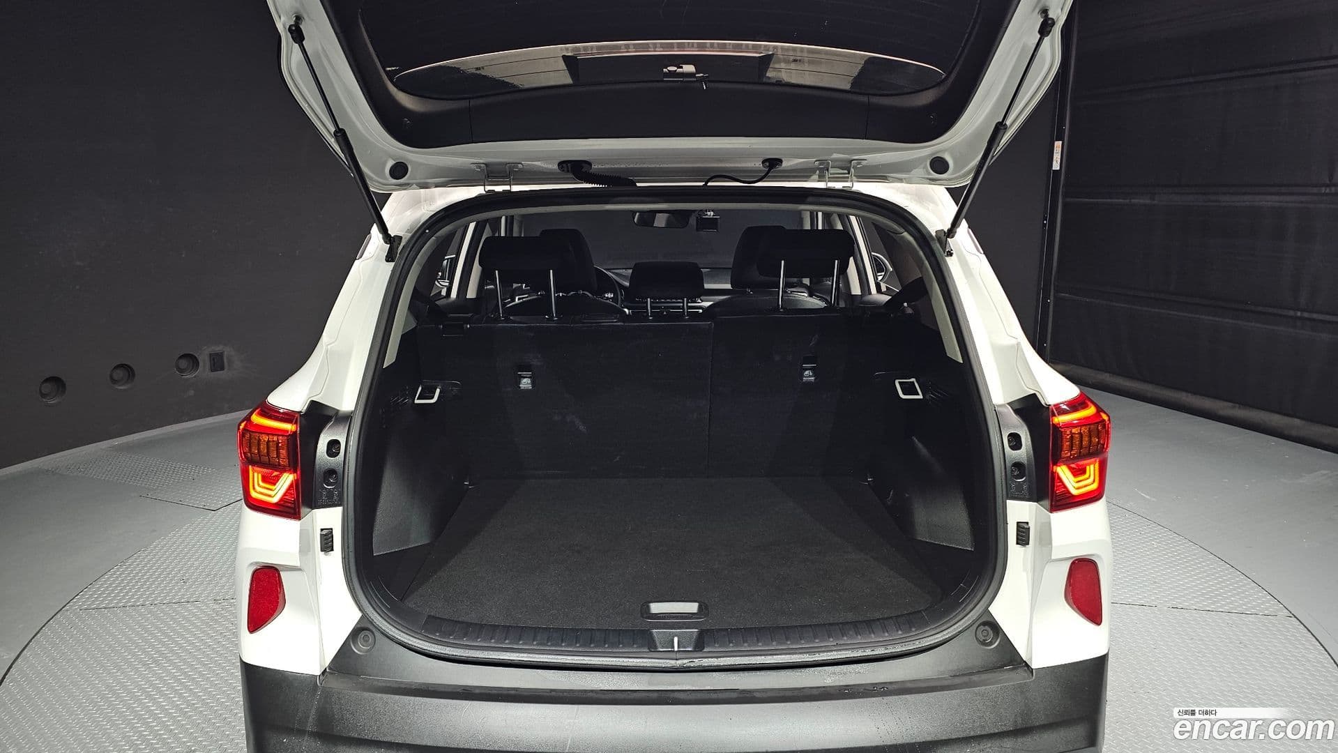 Main__Slider__Photo:Seltos Kia 2022.3-19