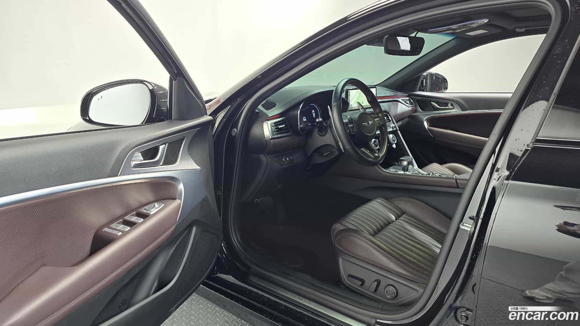 G70 Genesis 2021.0-INNER-010