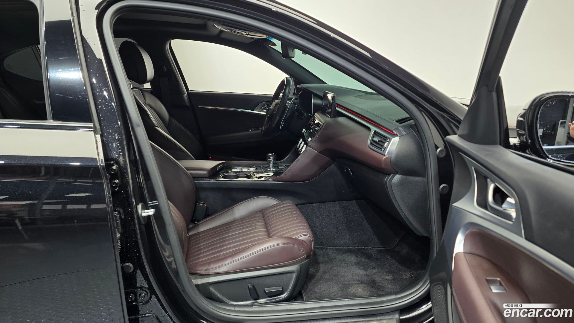 Main__Slider__Photo:G70 Genesis 2021.0-10