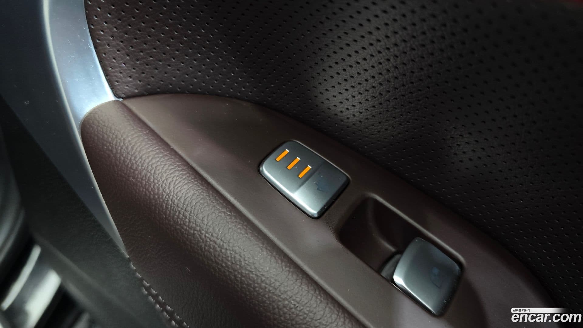 Main__Slider__Photo:G70 Genesis 2021.0-17