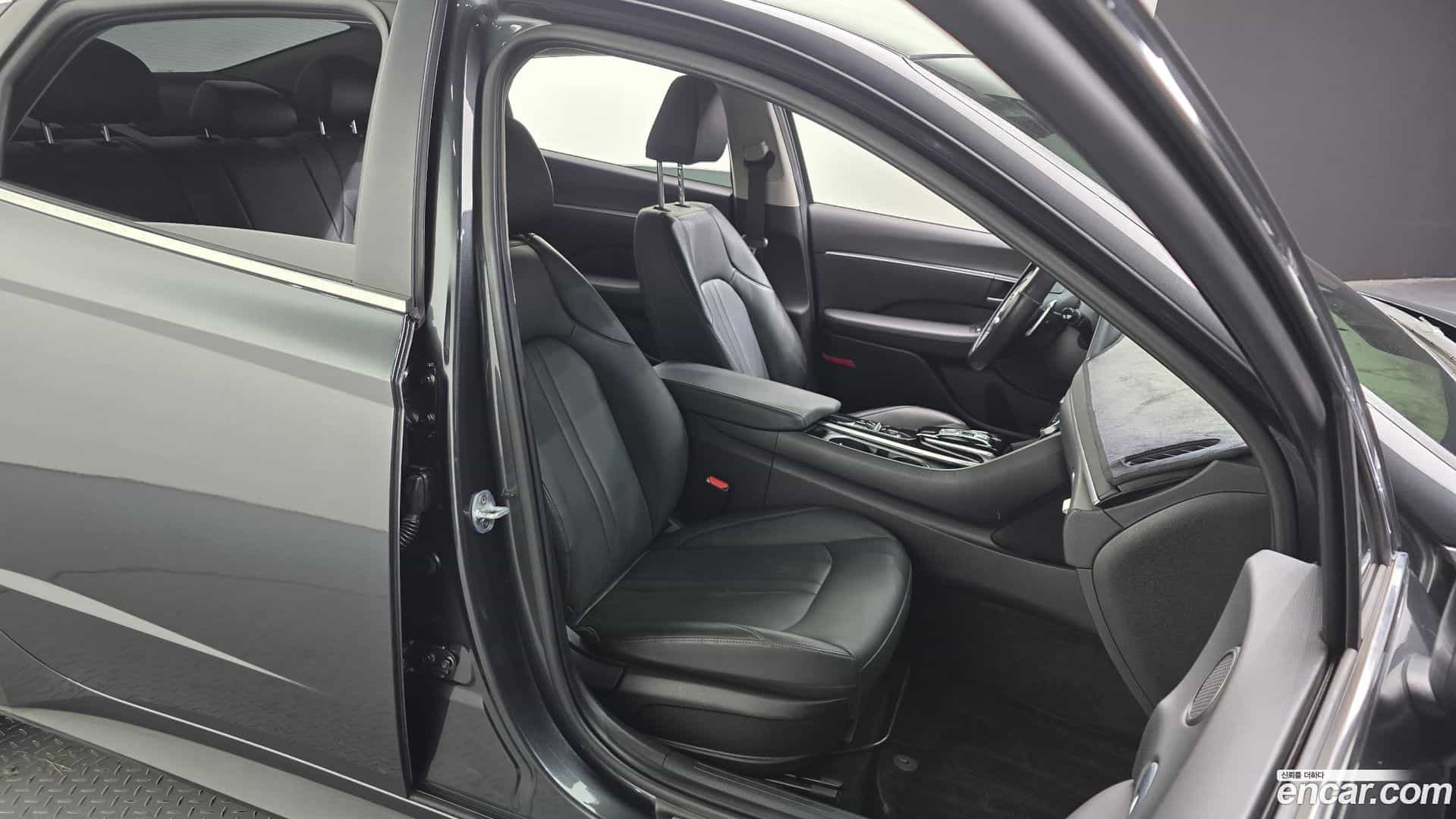 Sonata Hyundai 2019.7-OPTION-016