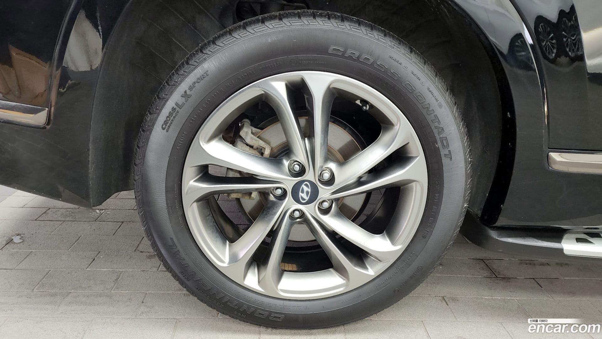 Main__Slider__Photo:Santafe Hyundai 2019.6-4