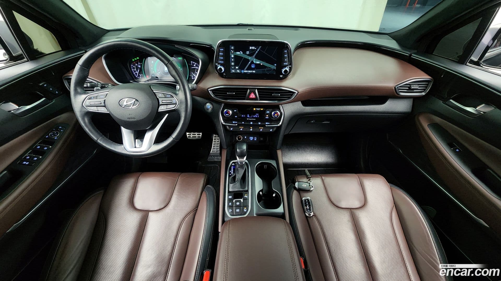 Main__Slider__Photo:Santafe Hyundai 2019.6-6