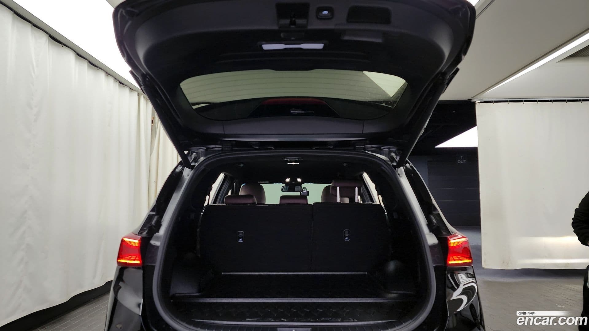 Main__Slider__Photo:Santafe Hyundai 2019.6-19