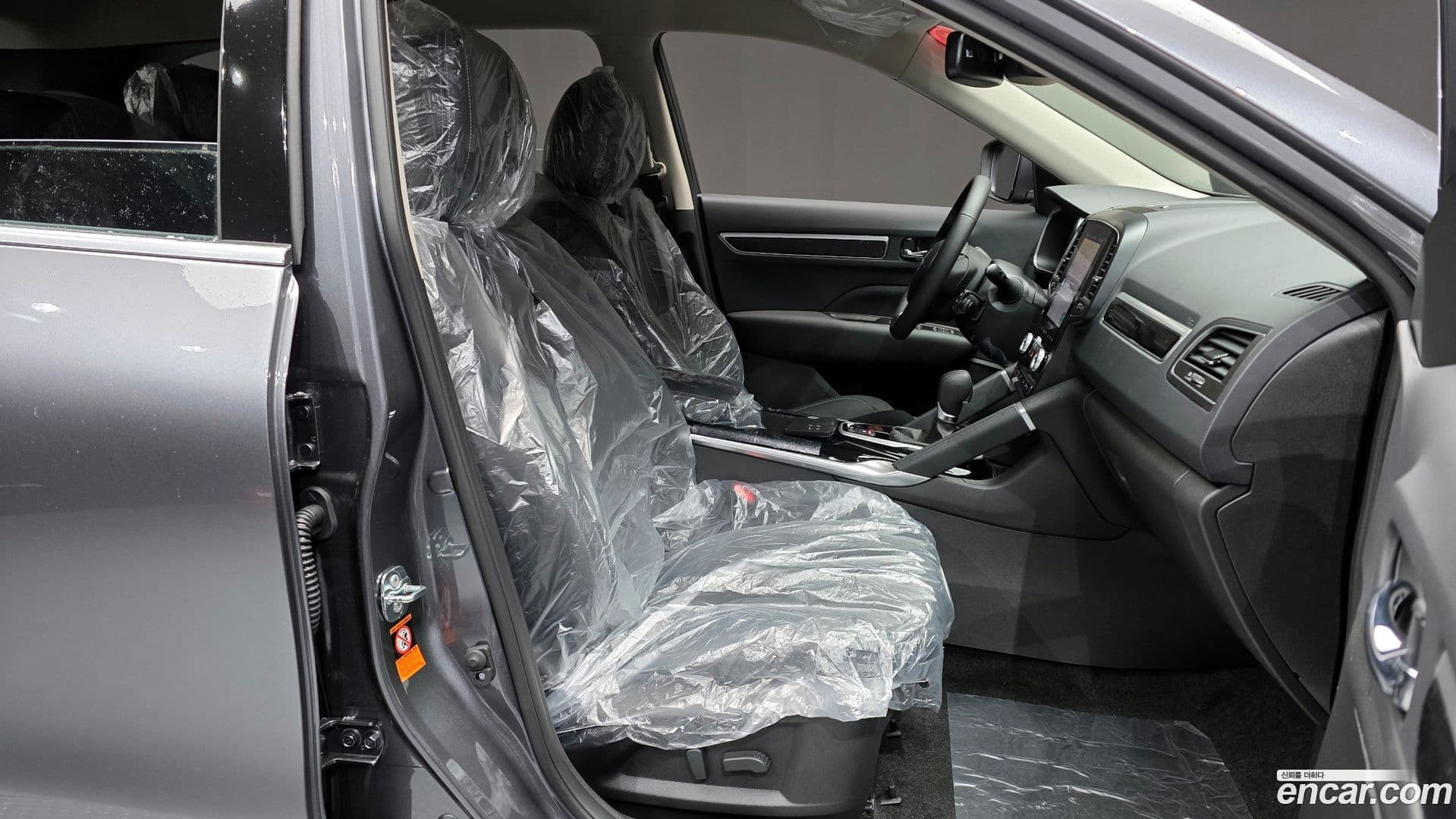 Main__Slider__Photo:QM6 Renault-KoreaSamsung 2026.0-10