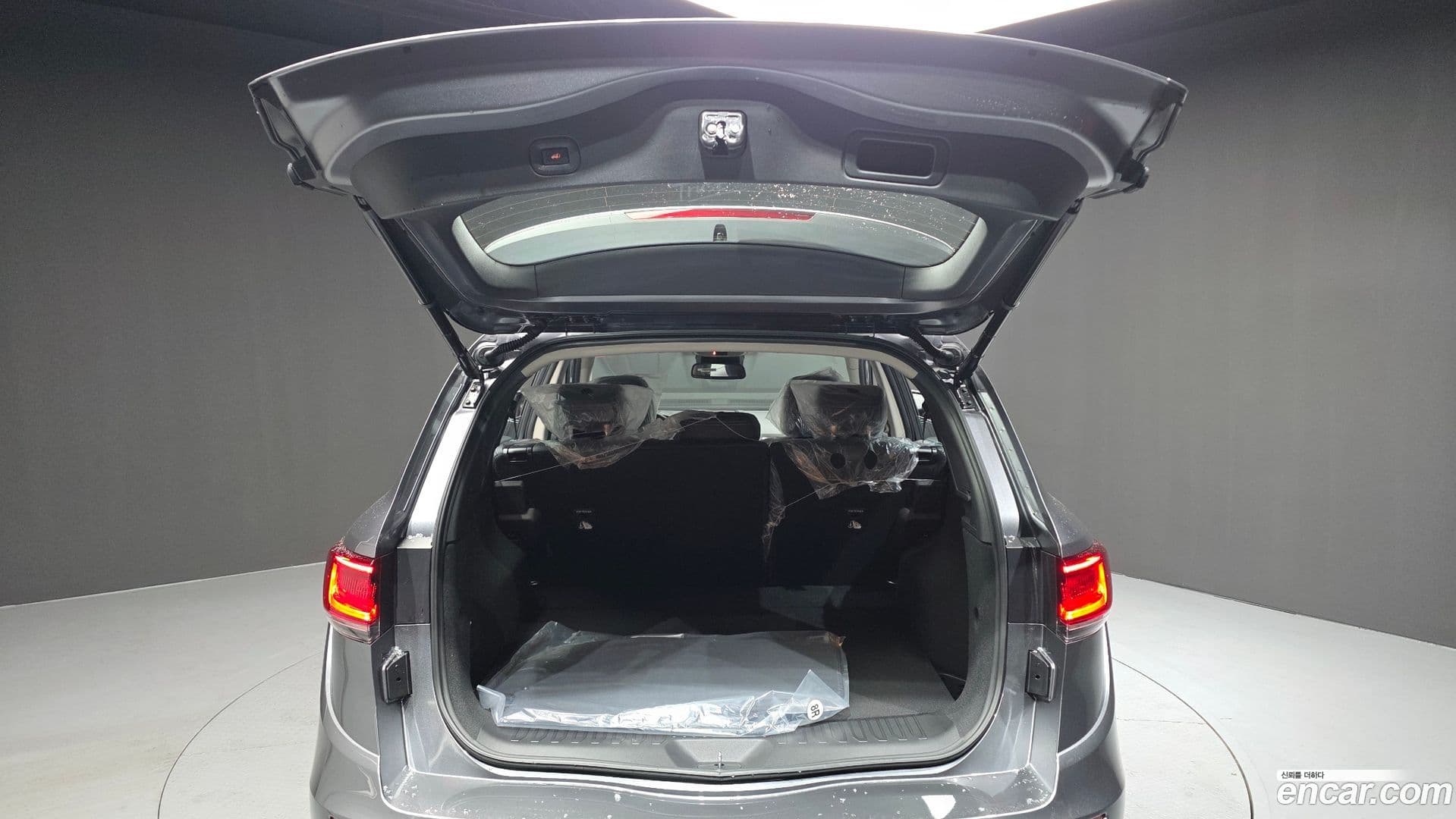 Main__Slider__Photo:QM6 Renault-KoreaSamsung 2026.0-19