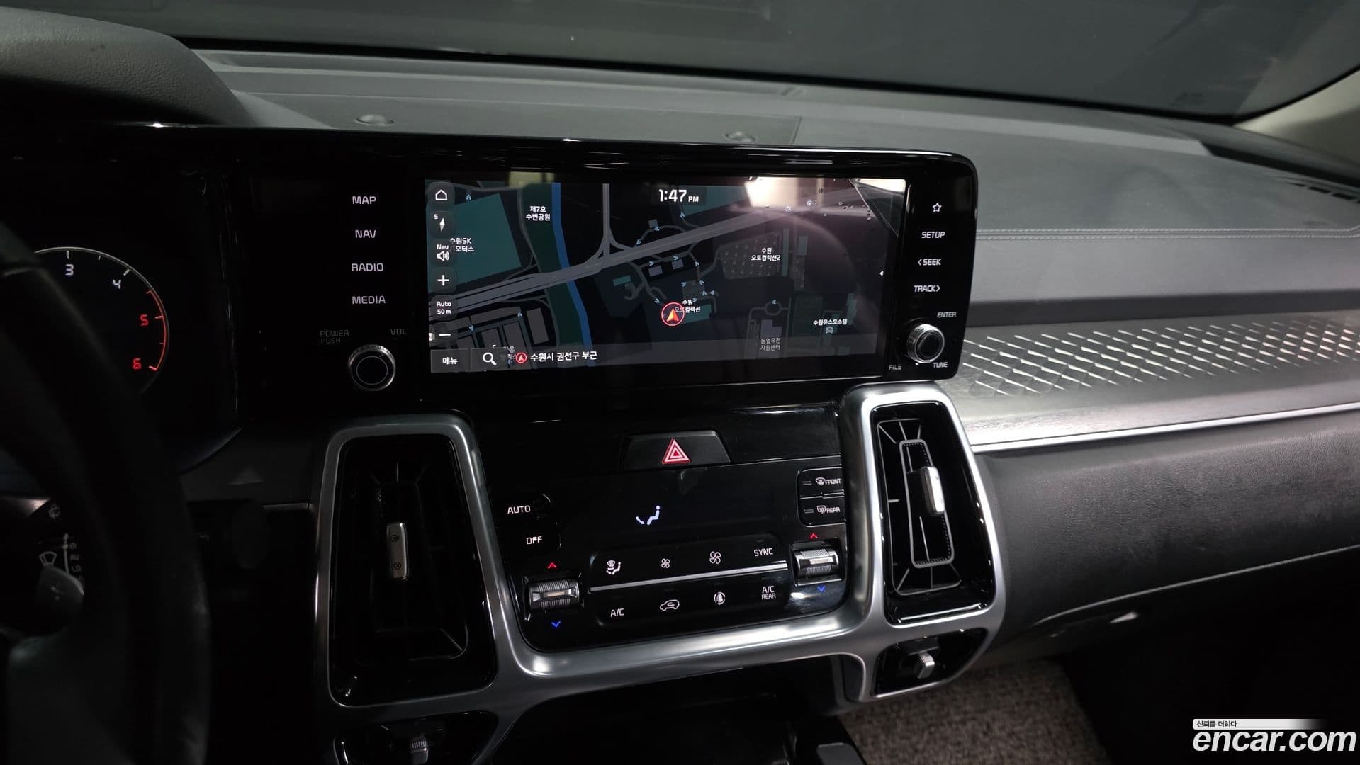 Main__Slider__Photo:Sorento Kia 2020.5-14