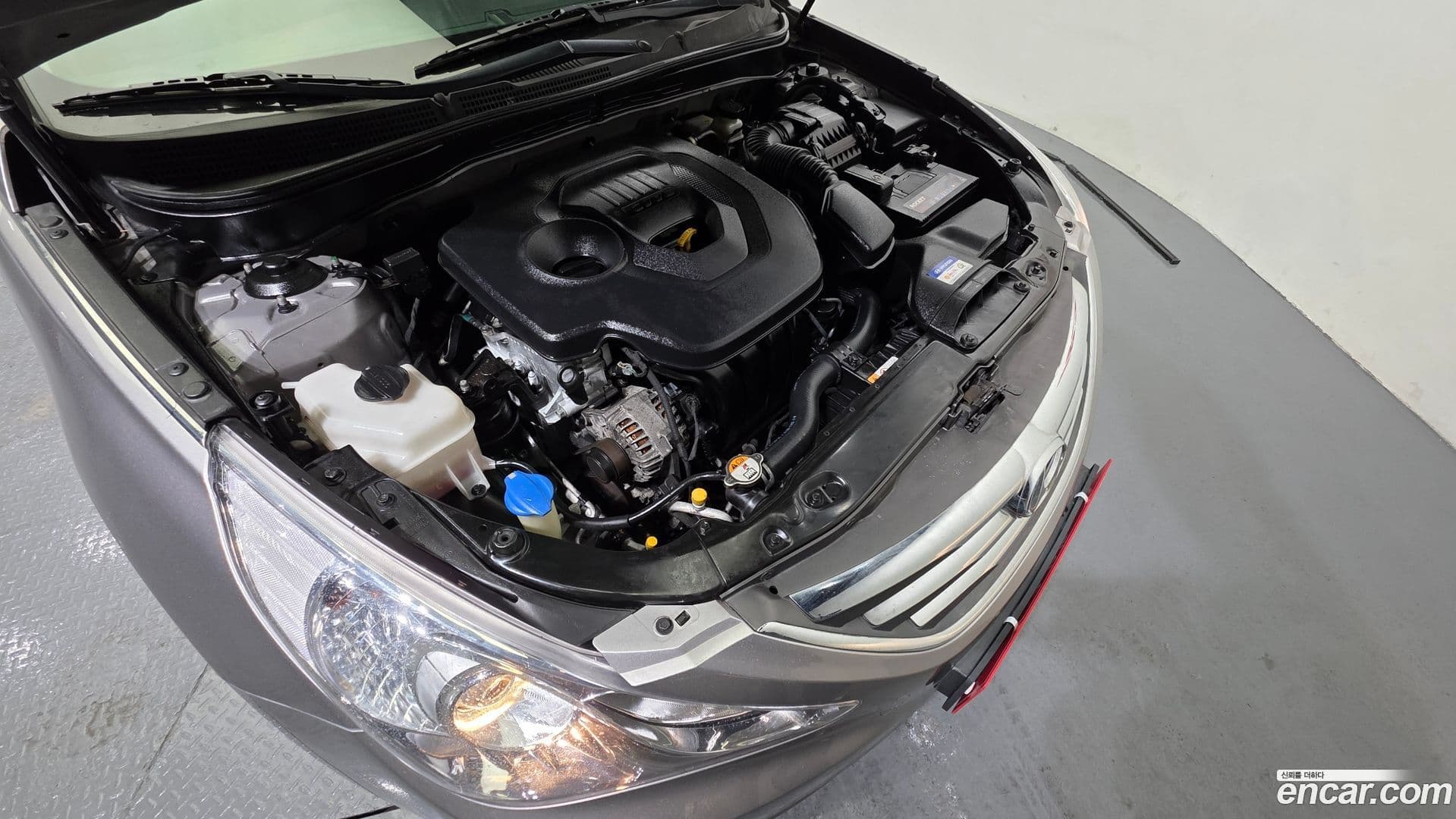 Main__Slider__Photo:Sonata Hyundai 2013.0-5