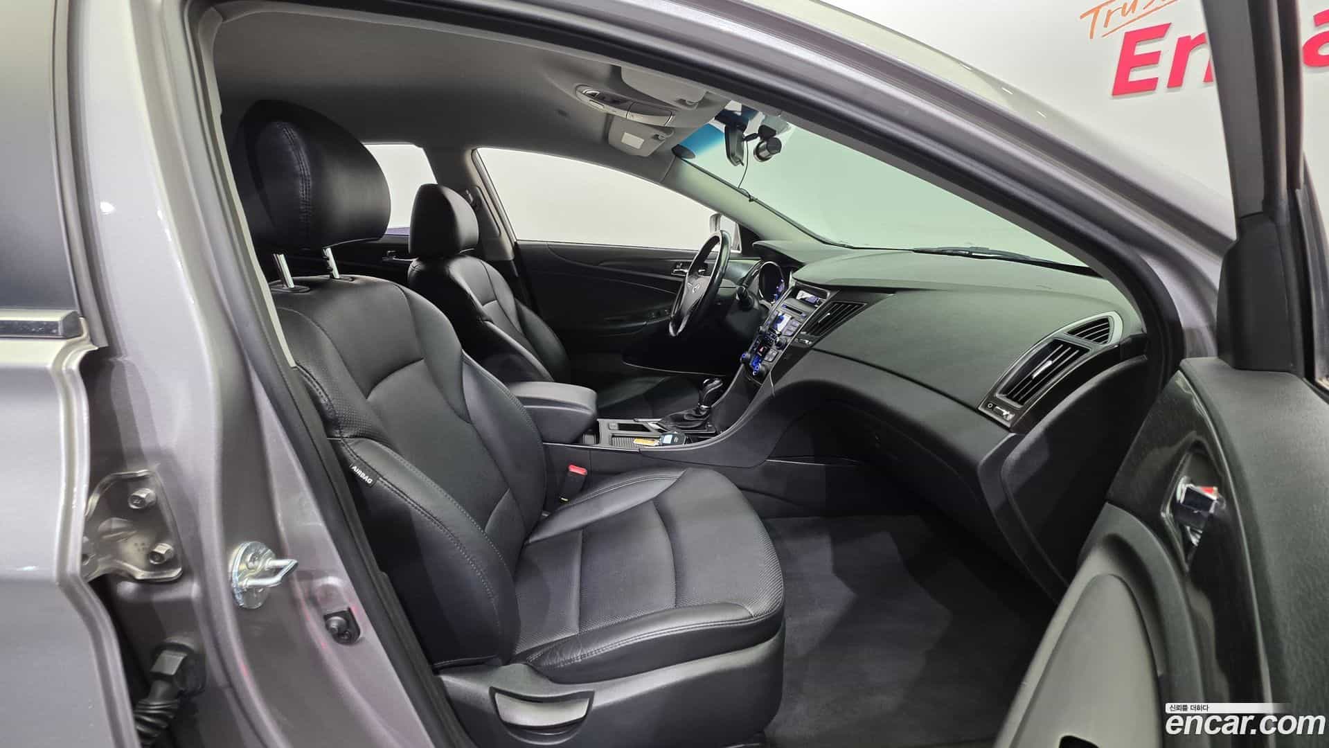 Sonata Hyundai 2013.0-INNER-010