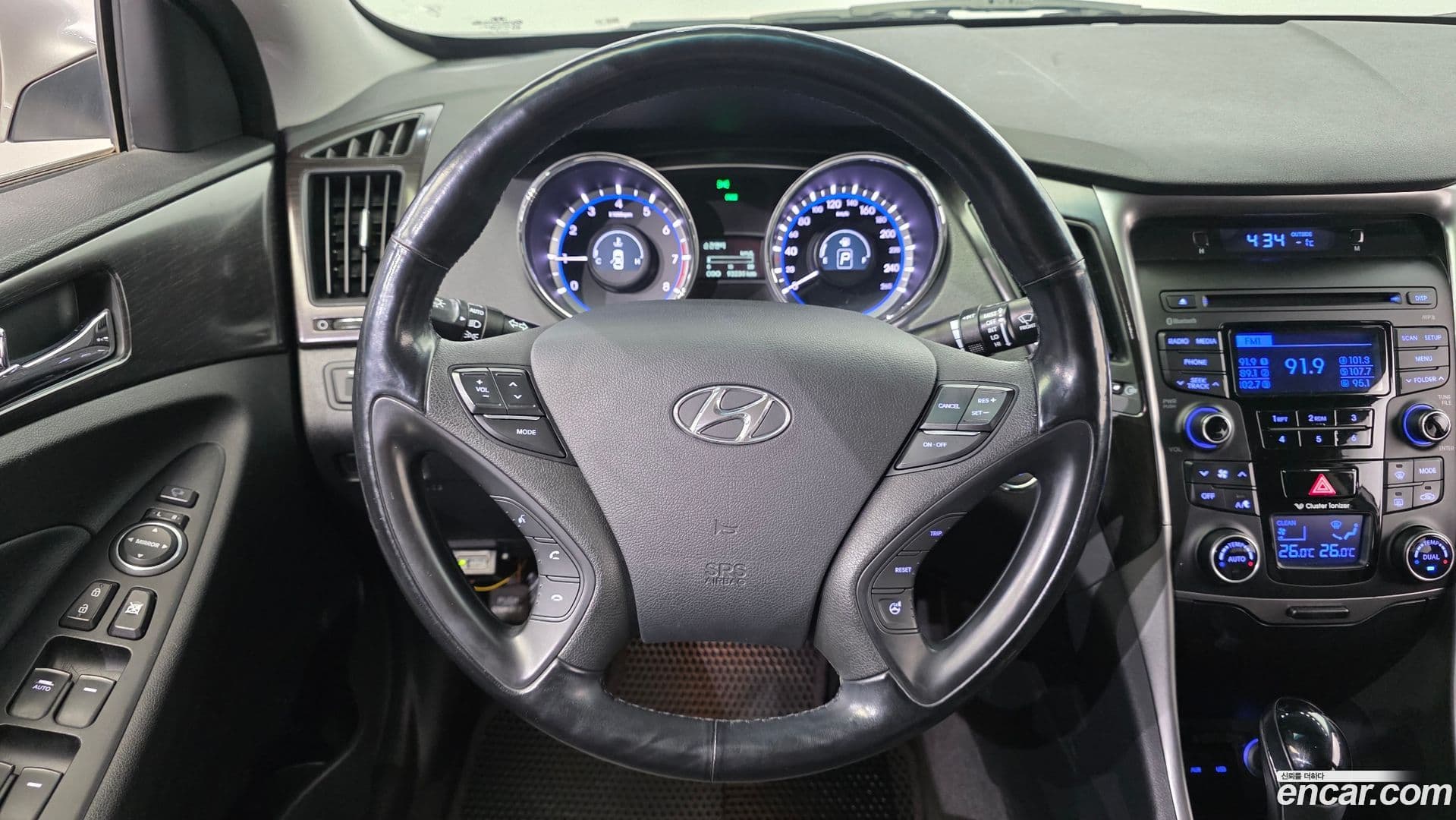 Main__Slider__Photo:Sonata Hyundai 2013.0-12