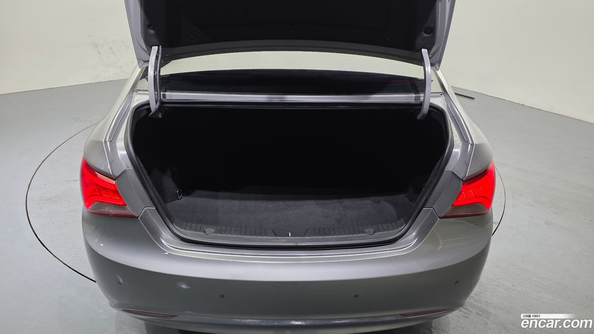 Main__Slider__Photo:Sonata Hyundai 2013.0-19