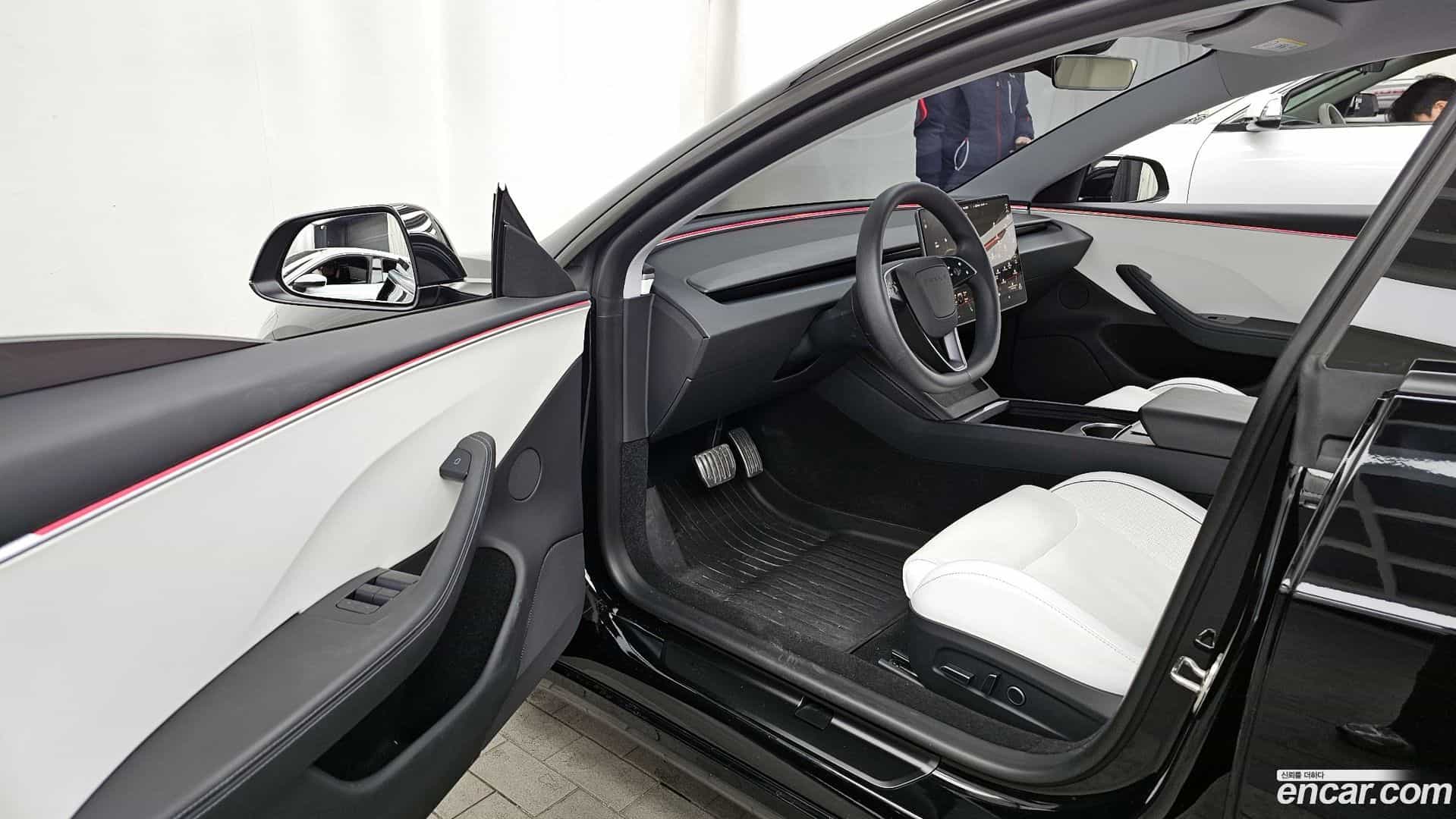 Model 3 Tesla 2024.6-INNER-010
