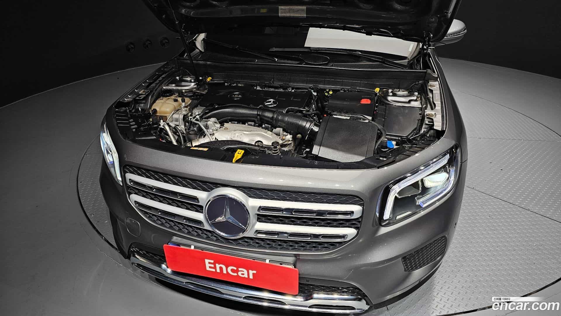 GLB-Class Mercedes-Benz 2021.4-INNER-006