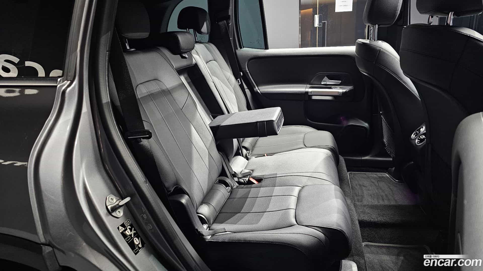 GLB-Class Mercedes-Benz 2021.4-OPTION-016