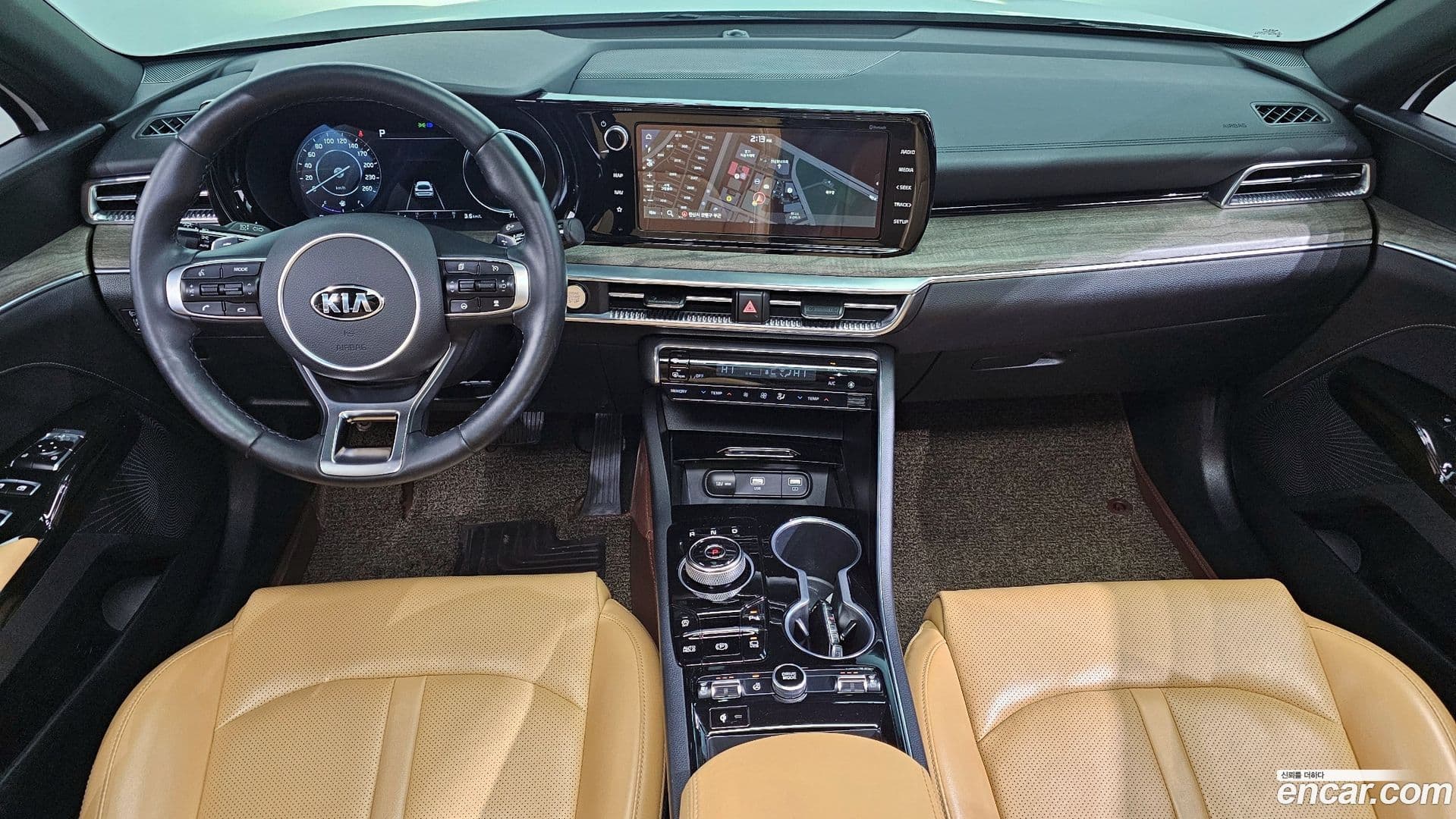 Main__Slider__Photo:K5 Kia 2021.1-6