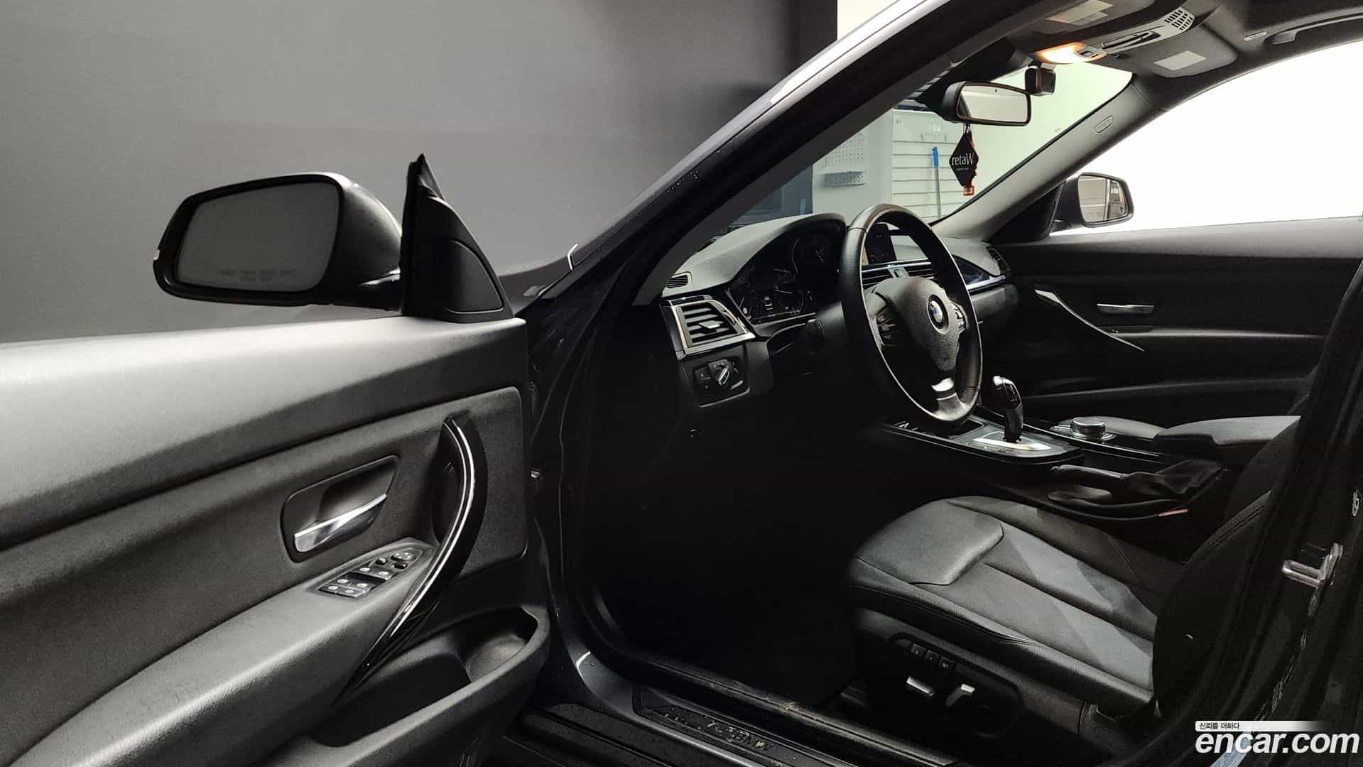 Gran Turismo BMW 2019.5-INNER-010